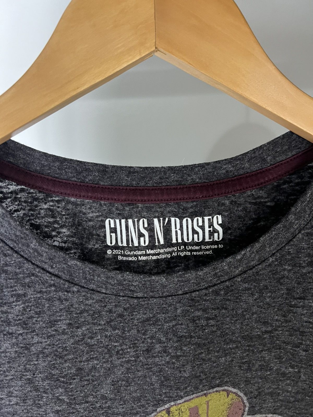 Band Tees VINTAGE GUNS N ROSES WORLD TOUR ROCK T-SHIRT METAL Y2K 90s Size US XXL / EU 58 / 5 - 12 Thumbnail