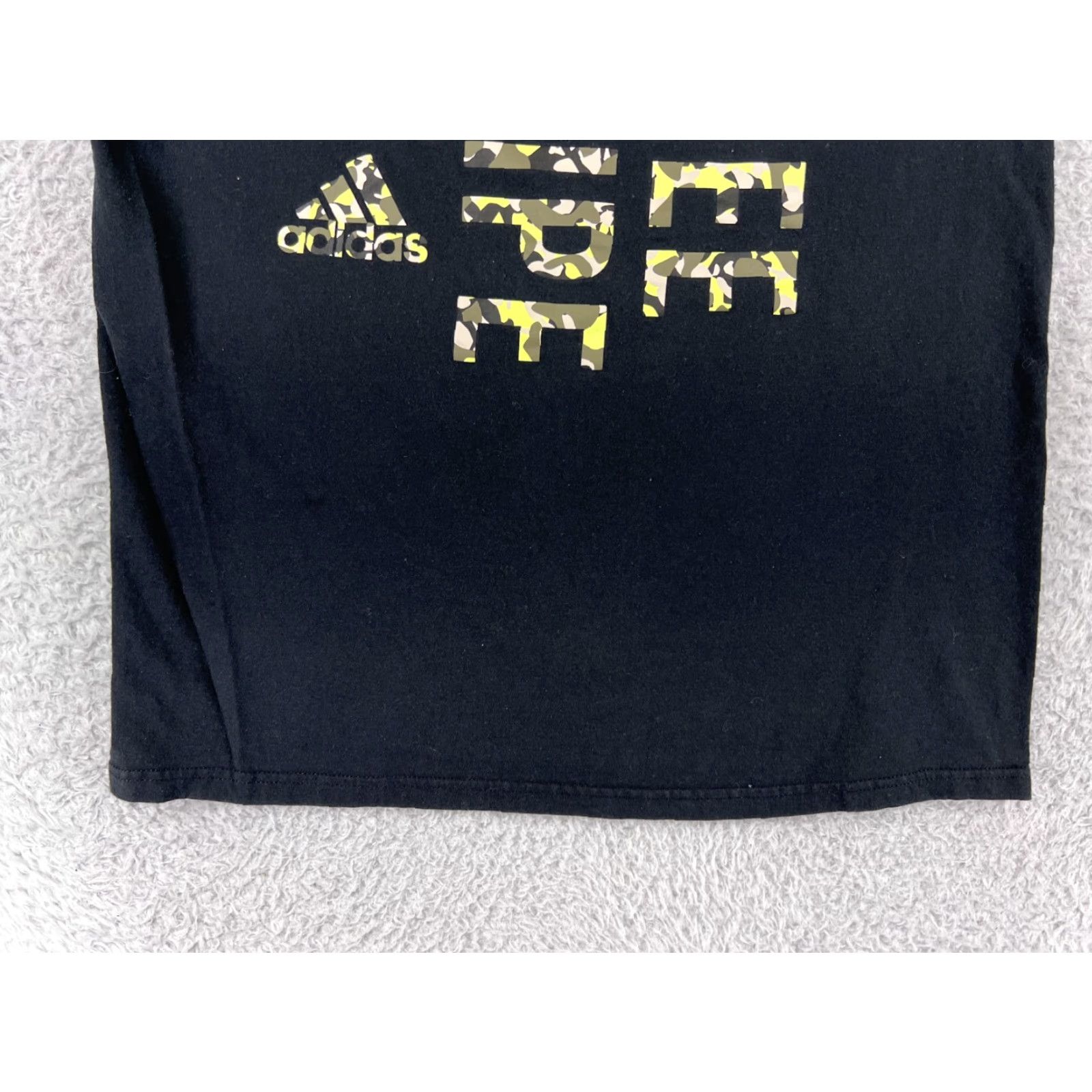 Adidas Adidas Shirt Mens Medium Black Three Stripe Logo Camouflage 100% Cotton Crew Neck T-Shirt Size US M / EU 48-50 / 2 - 6 Thumbnail