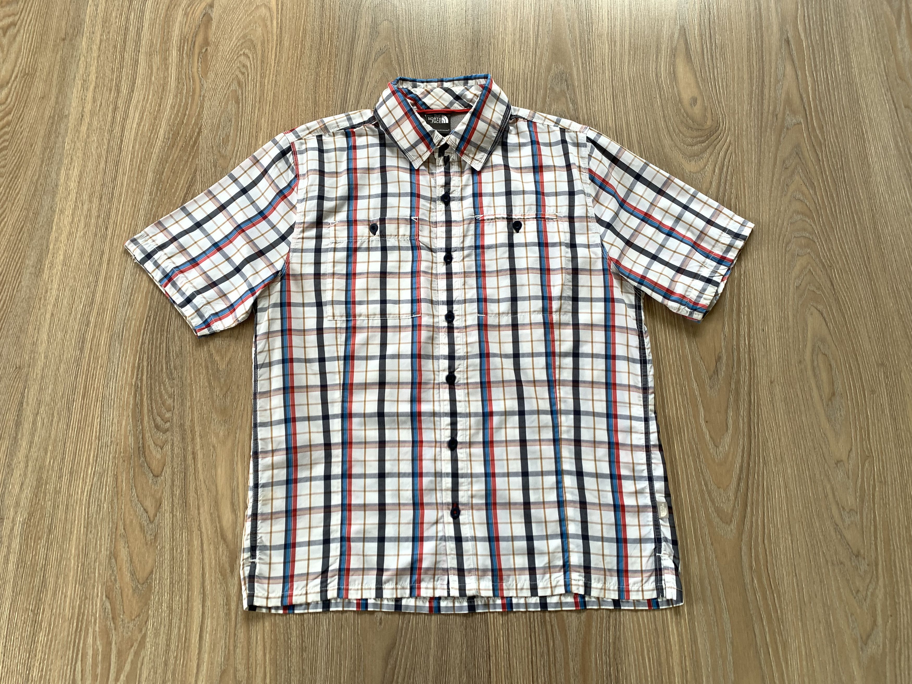 The North Face The North Face Short Sleeve Plaid Trekking Shirt Size US M / EU 48-50 / 2 - 2 Thumbnail
