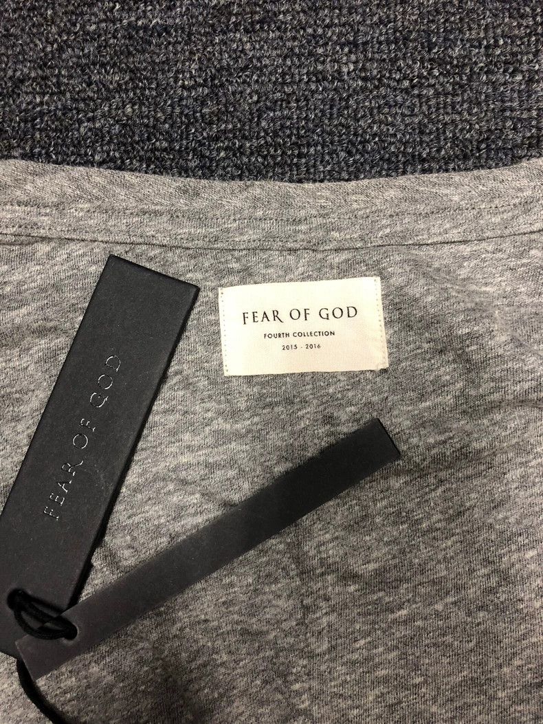 Fear of God Fear of God Grey three-quarter sleeves Size US S / EU 44-46 / 1 - 3 Thumbnail