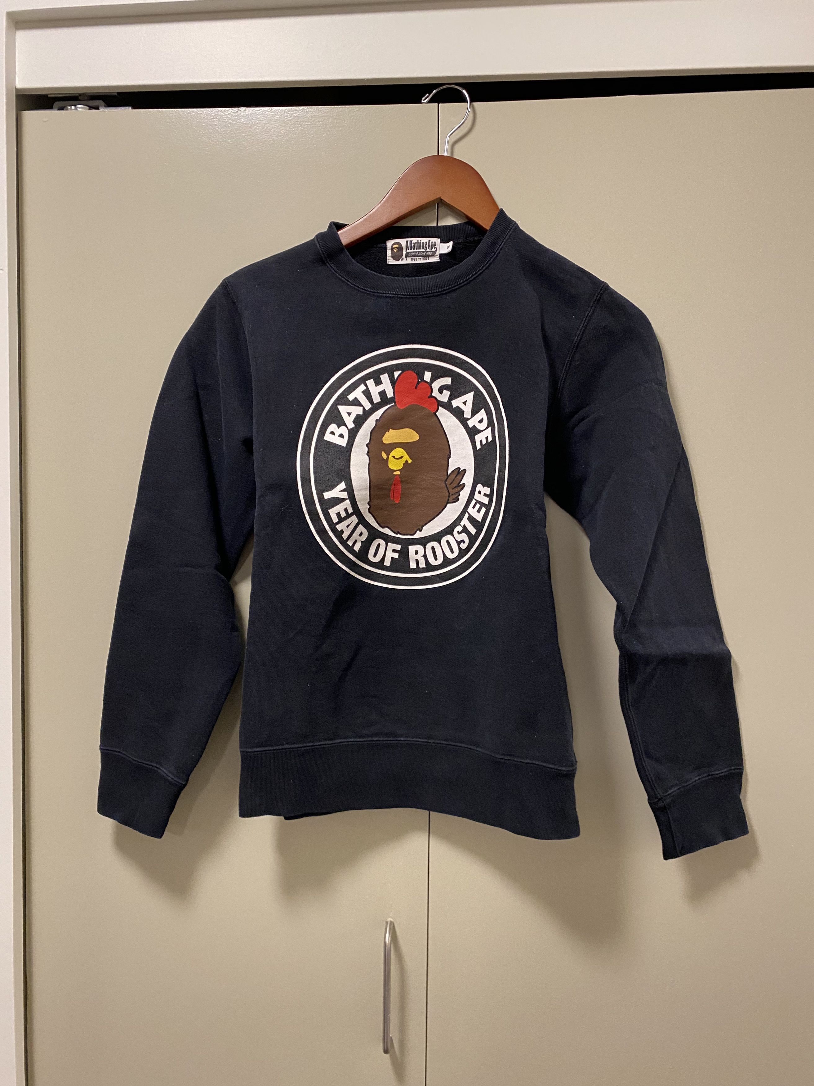 Bape 2017 Year of the Rooster Crewneck Size US S / EU 44-46 / 1 - 1 Thumbnail