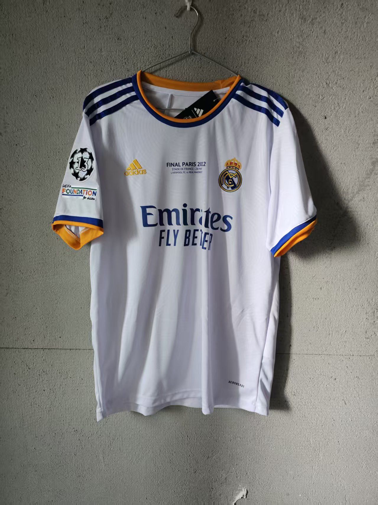 Other Karim Benzema Jersey 2022 Real Madrid Size US S / EU 44-46 / 1 - 2 Thumbnail