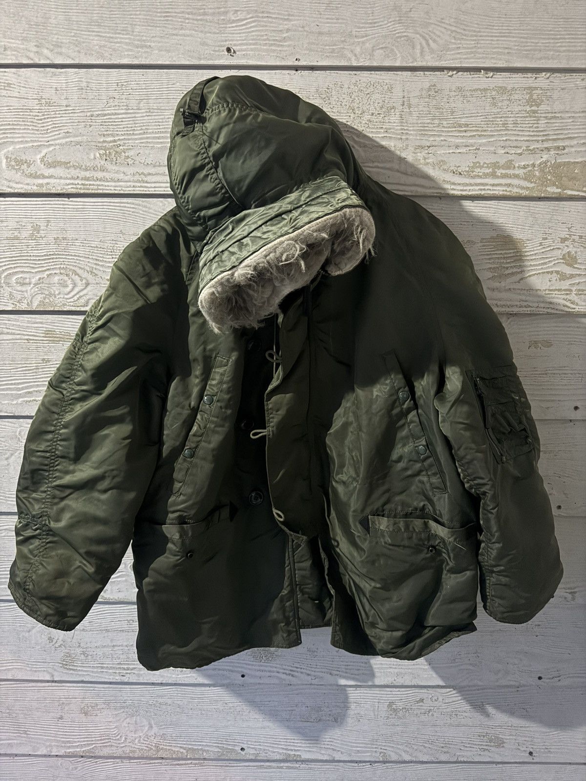 Alpha Industries VINTAGE ALPHA GREEN SIZE L BOMBER JACKET USA Size US L / EU 52-54 / 3 - 1 Thumbnail