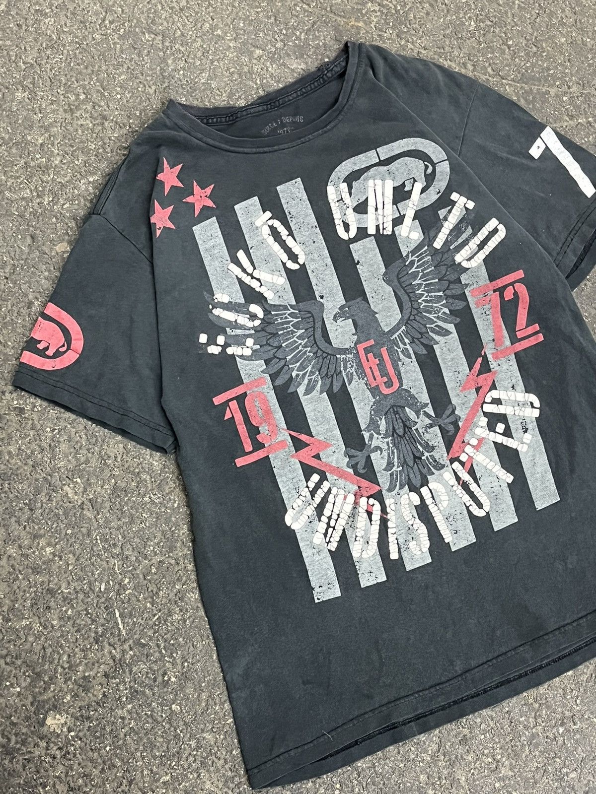 Ecko Unltd. × Vintage Ecko y2k faded tee skater hype rare emo goth grunge Size US M / EU 48-50 / 2 - 2 Thumbnail