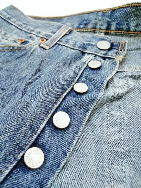 Levi's 90s Vintage Levi's 501 Made In USA Distressed Jeans 32x31 Size US 32 / EU 48 - 7 Thumbnail