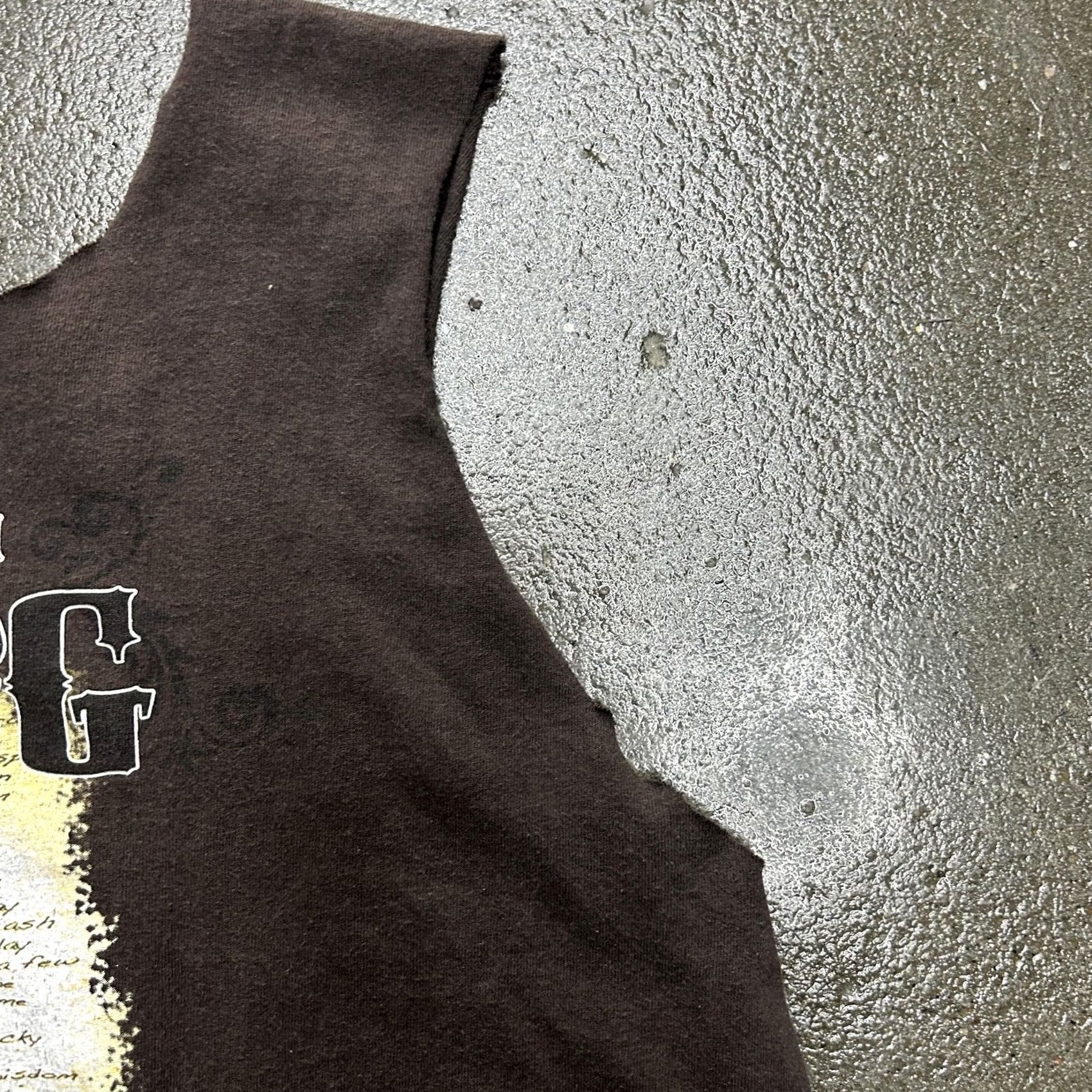 Vintage Chris Young Voices Shirt Mens Large Black Crew Neck Sleeveless Tank Top Tour Graphic Print Country Music Size US L / EU 52-54 / 3 - 2 Thumbnail