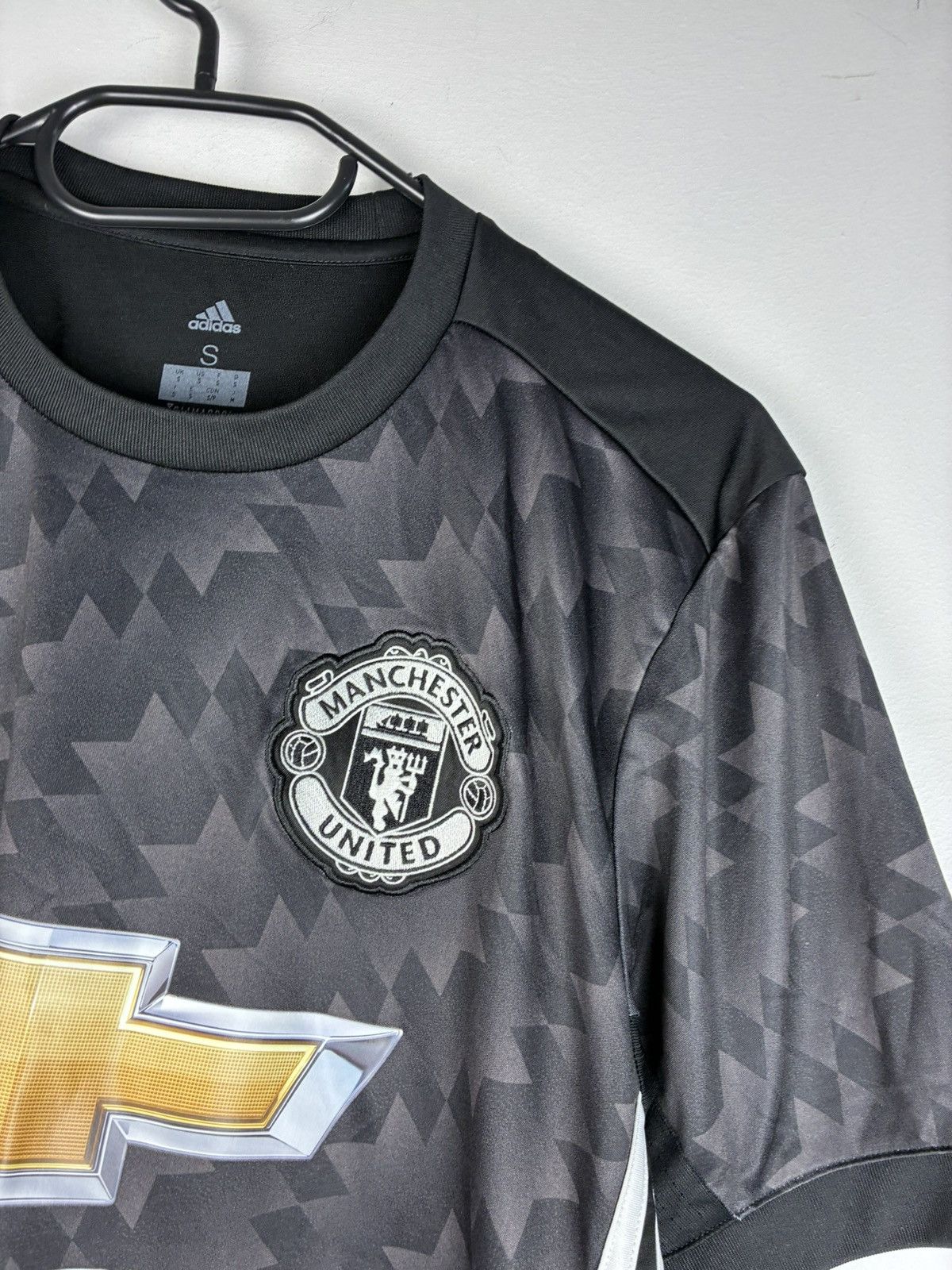 Adidas Adidas Manchester United 2017/2018 Away Jersey Size US S / EU 44-46 / 1 - 2 Thumbnail