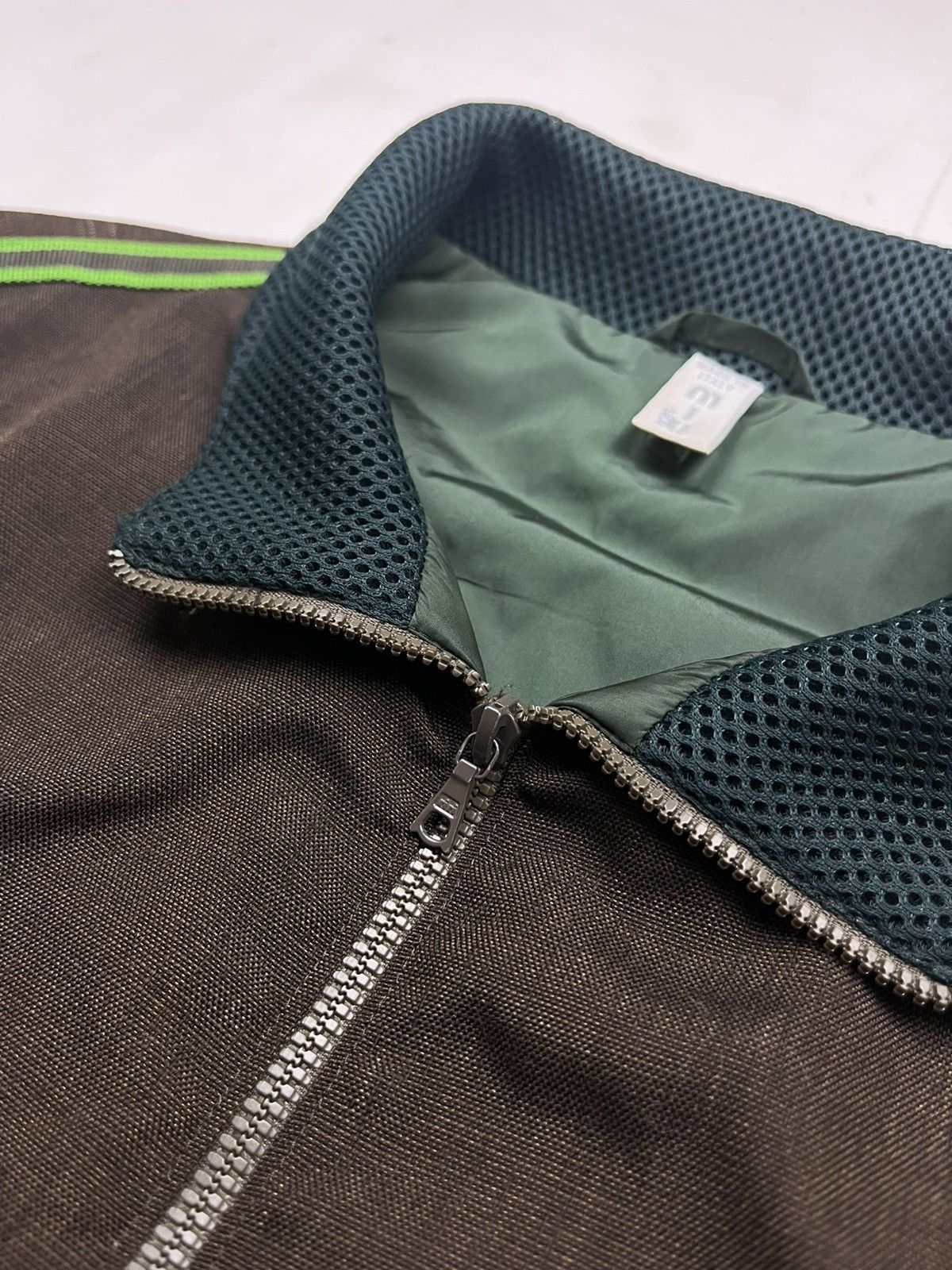 Miu Miu Miu Miu F/W1999 Runway sample Changeant Fabric track Jacket Size US M / EU 48-50 / 2 - 12 Thumbnail