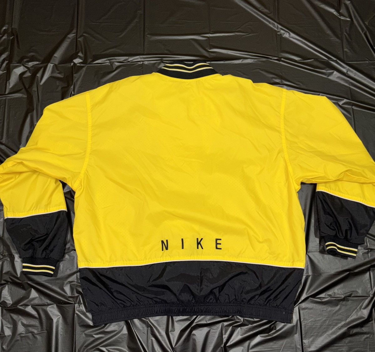 Nike Nike 1999 Vintage Jacket Size US XL / EU 56 / 4 - 2 Thumbnail