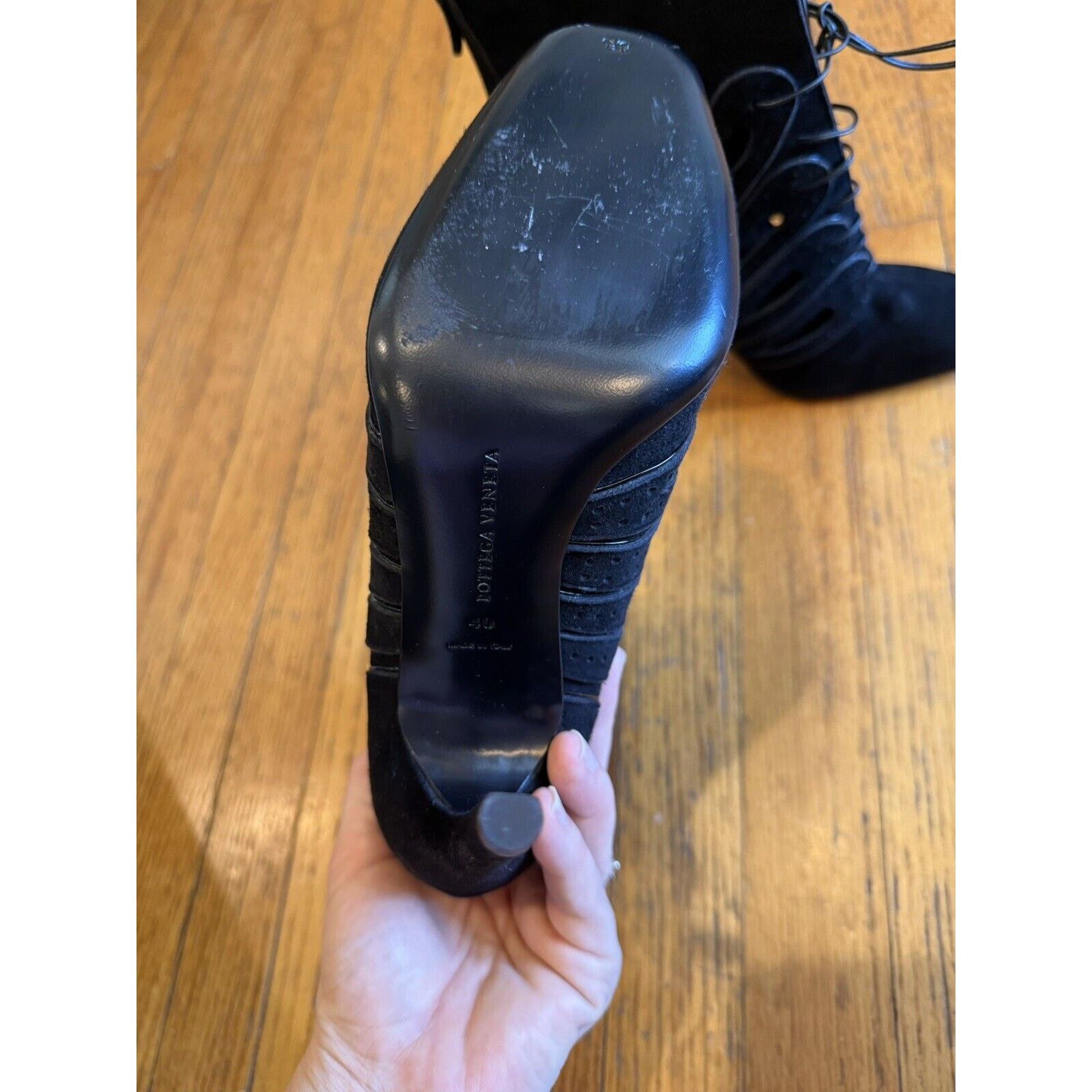 Bottega Veneta BOTTEGA VENETA Short Suede Ankle Boots 40 Black Stiletto EUC Size US 10 / IT 40 - 7 Thumbnail