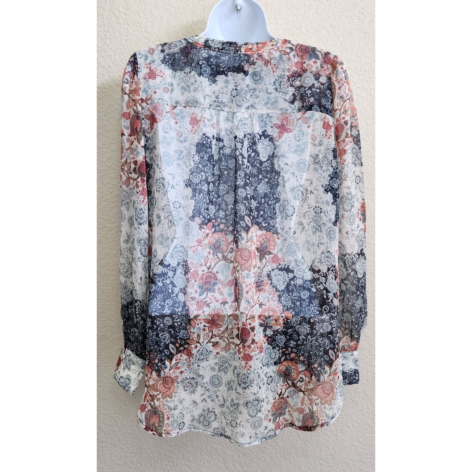 Loft Loft Blue Pink Floral Pleated Bodice Button Up Top XS Sheer Size XS / US 0-2 / IT 36-38 - 5 Thumbnail