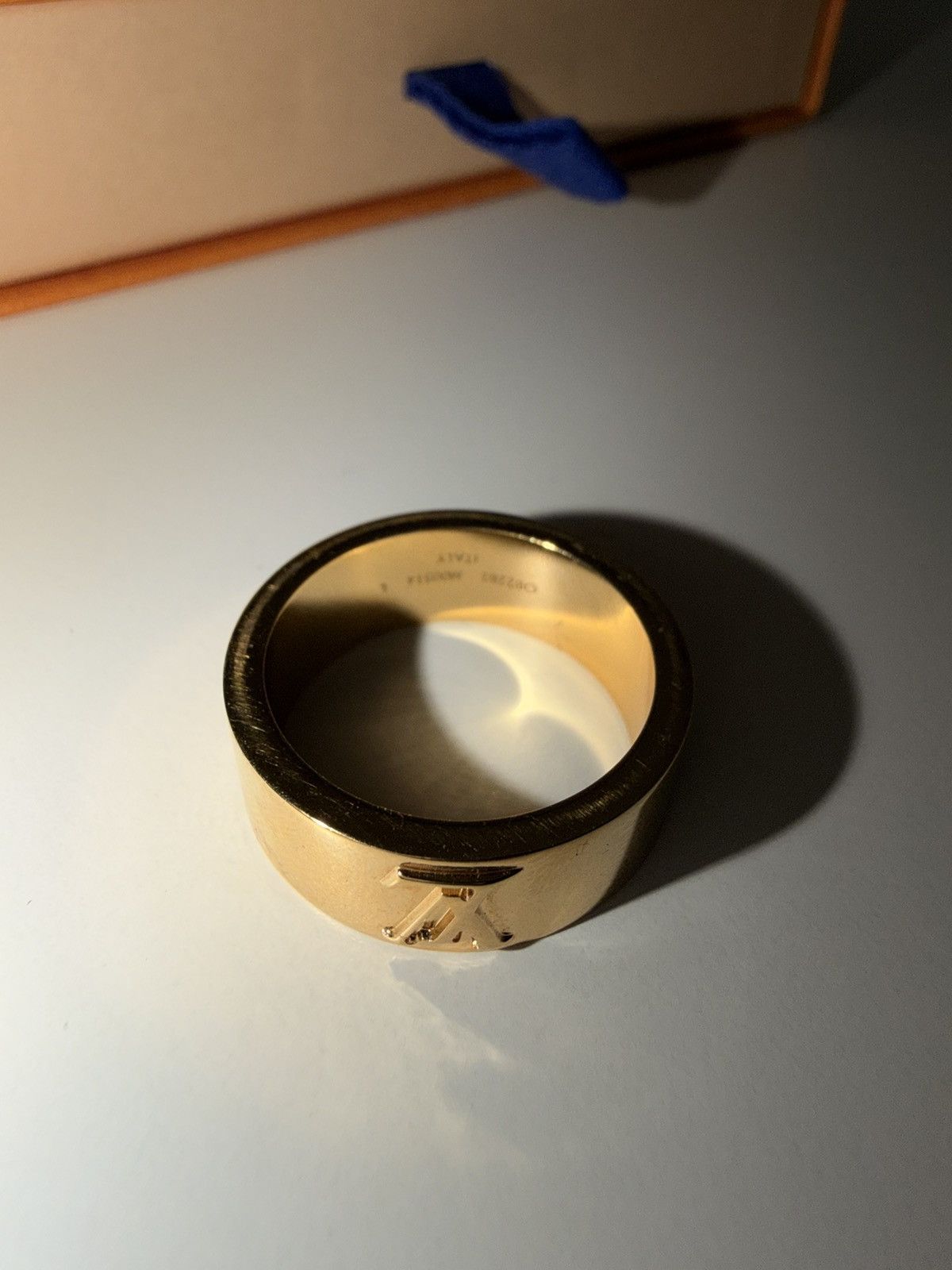 Louis Vuitton Louis Vuitton Gold Ring Size L (US 10) Size ONE SIZE - 4 Thumbnail