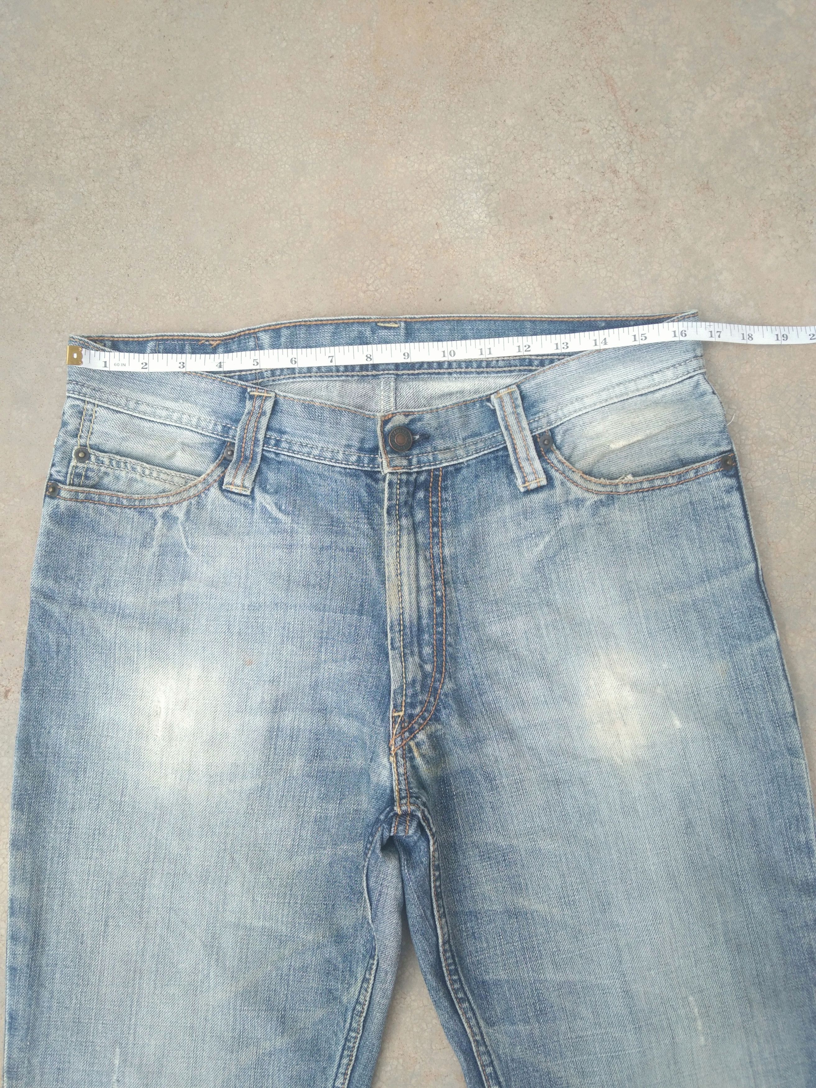 Levi's Vintage Levi's 517 Boot Cut Distressed Flared Jeans 33x30 Size US 33 - 9 Thumbnail