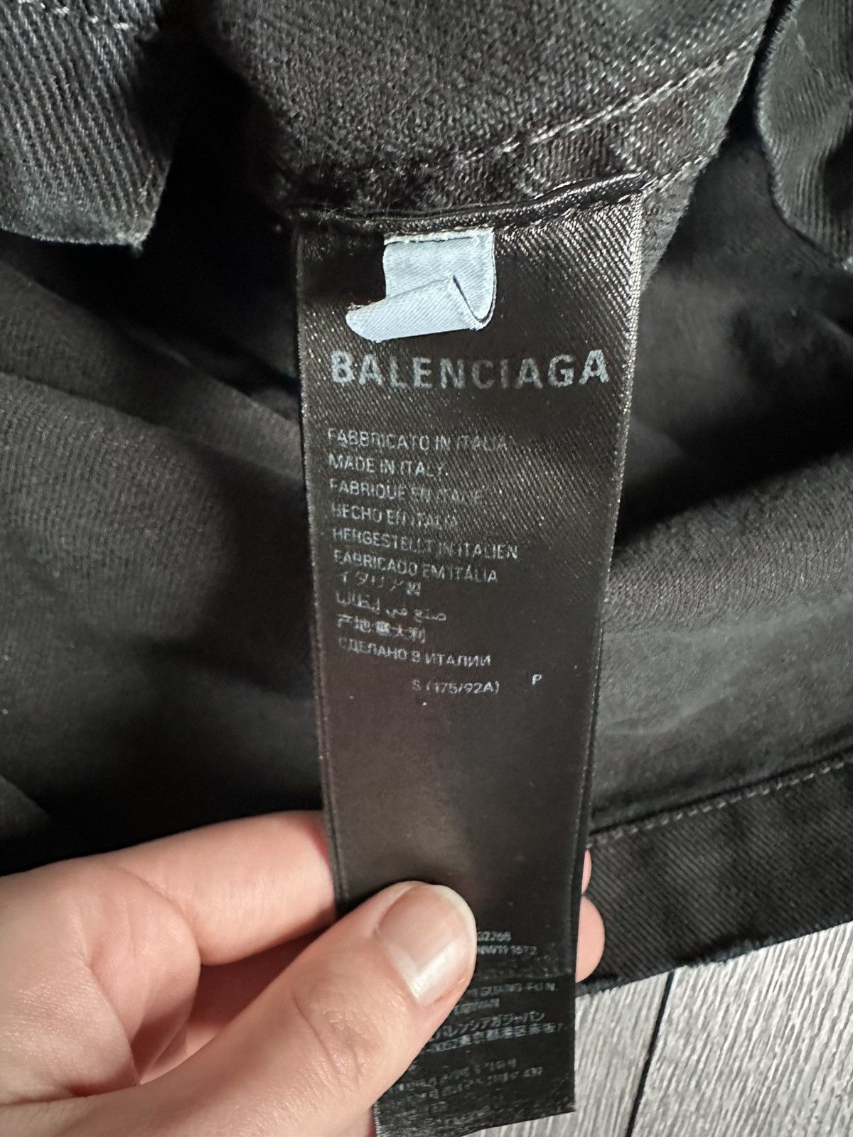 Balenciaga balenciaga bb corp cargo distressed jacket large fit Size US S / EU 44-46 / 1 - 7 Thumbnail