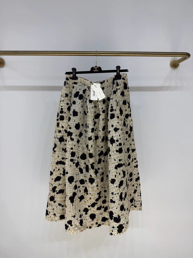 Dries Van Noten dries van noten size:40 Spotted skirt Size 42" / US 20 - 1 Thumbnail