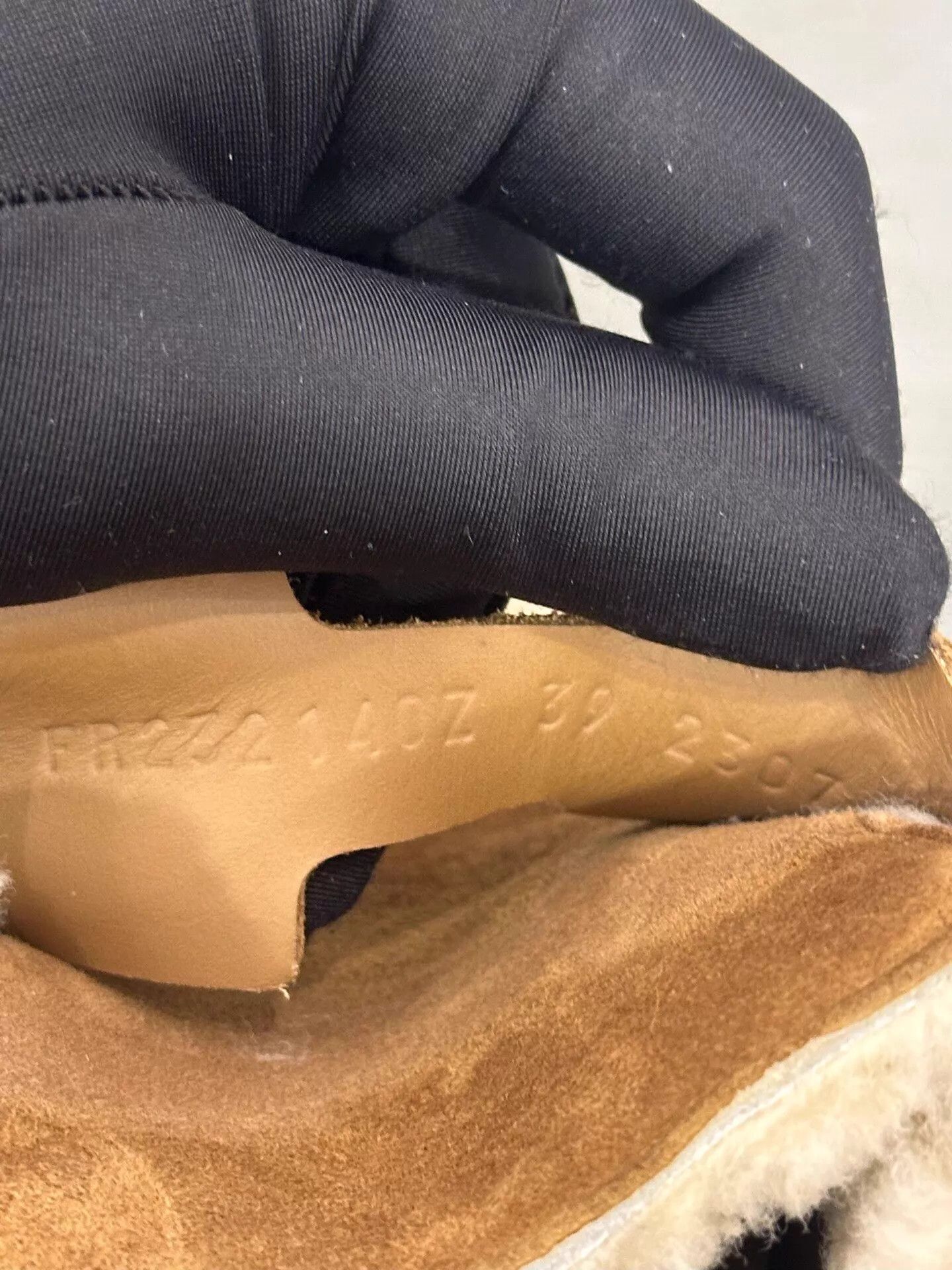 Hermes Hermes Go Women's Brown H-Logo Suede Shearling Mule EU39 Size US 8.5 / IT 38.5 - 9 Thumbnail
