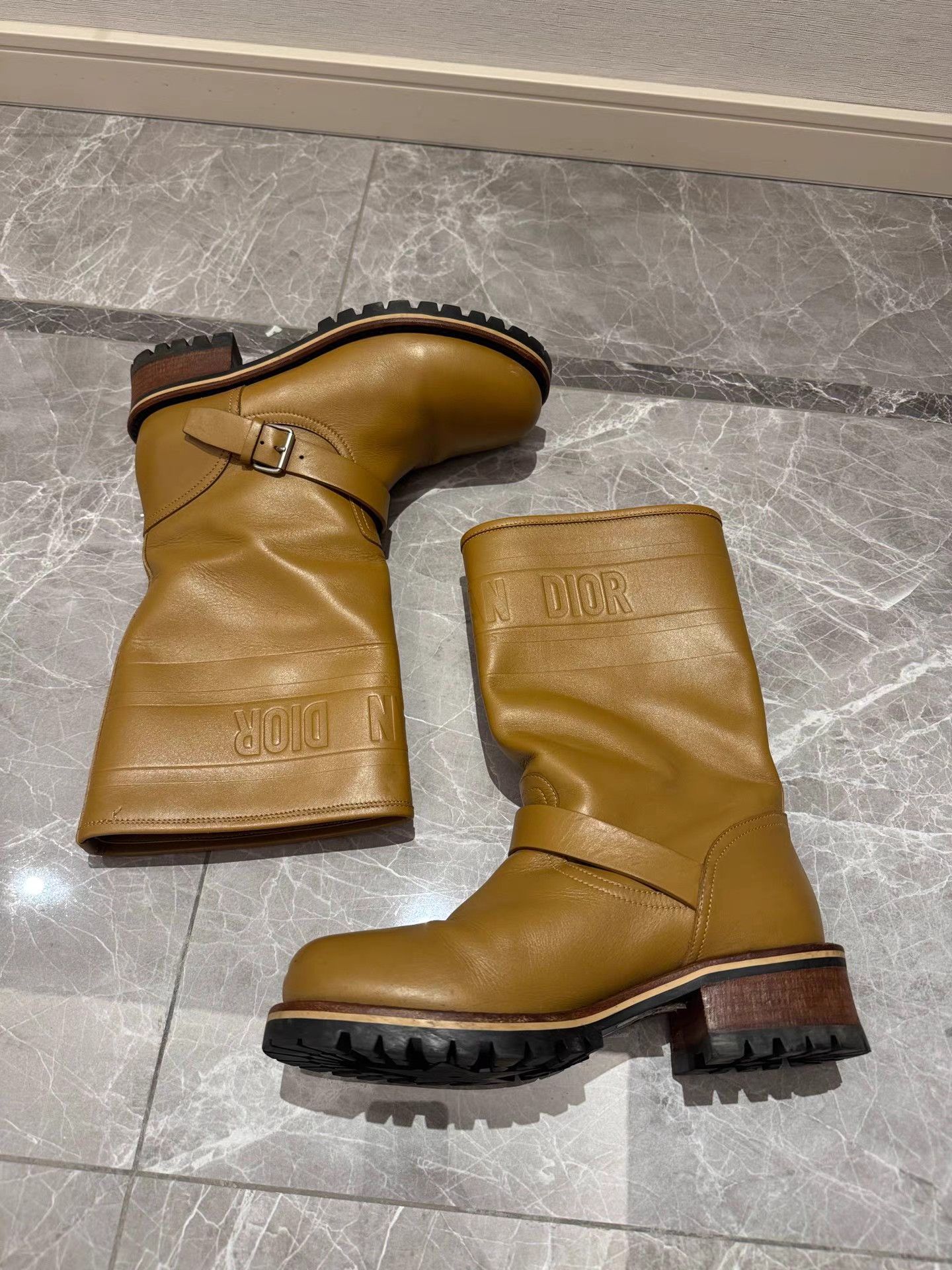 Dior Dior Soft Calfskin Mid-Calf Boots K6 Size US 7.5 / IT 37.5 - 5 Thumbnail