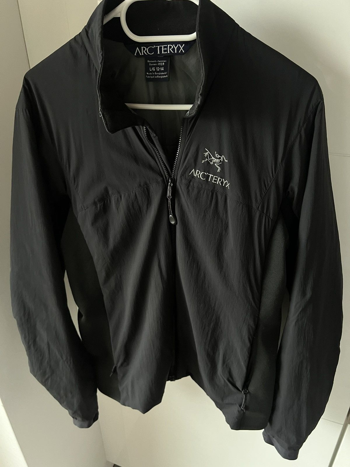Arc'teryx ‼️Vintage Arcteryx Atom LT Reflection Logo Gorpcore Jacket‼️ Size L / US 10 / IT 46 - 4 Thumbnail