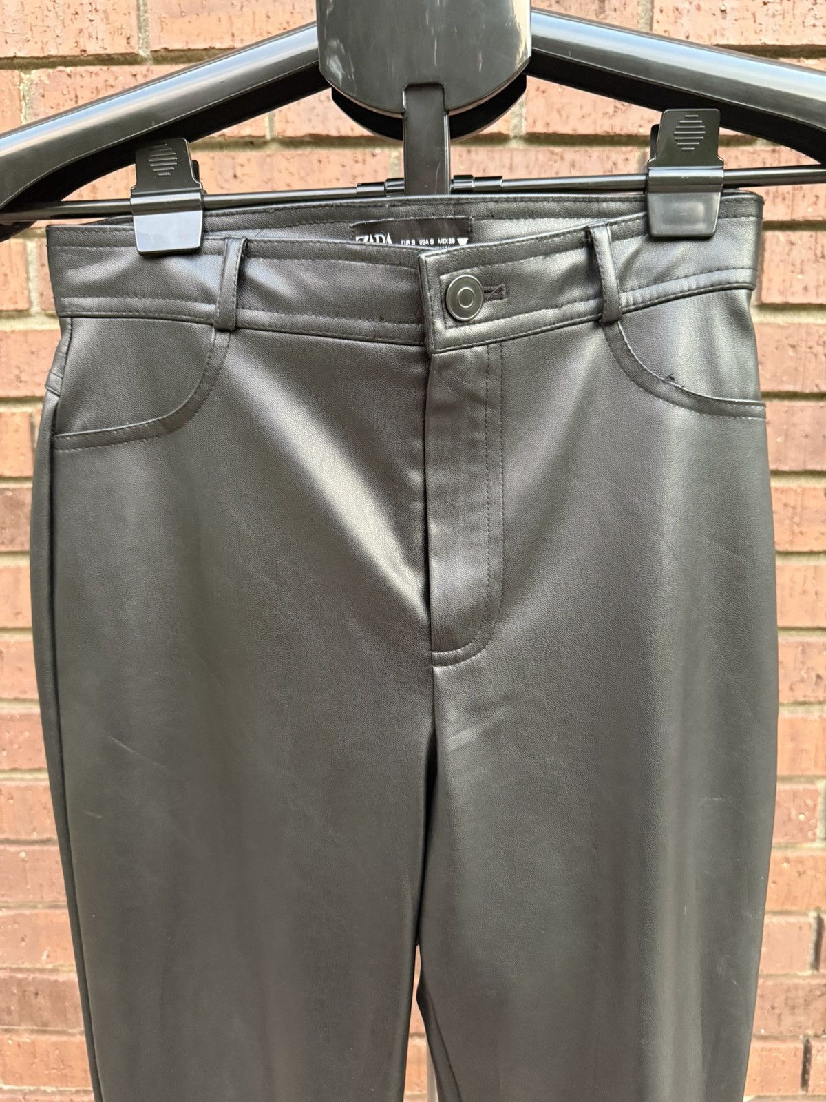 Zara ZARA WOMAN Black Faux Leather High Skinny Pants Size Small Size 27" / US 4 / IT 40 - 2 Thumbnail