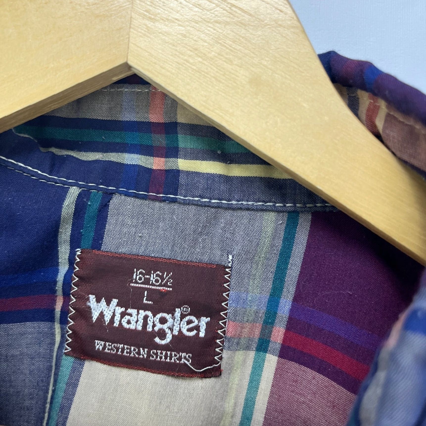 Wrangler VINTAGE Wrangler Western Snap Button Long Sleeve Shirt Large Mens Red 90s Wrangler Shirt Mens Vintage Red Long Sleeve Shirt Size US L / EU 52-54 / 3 - 6 Thumbnail
