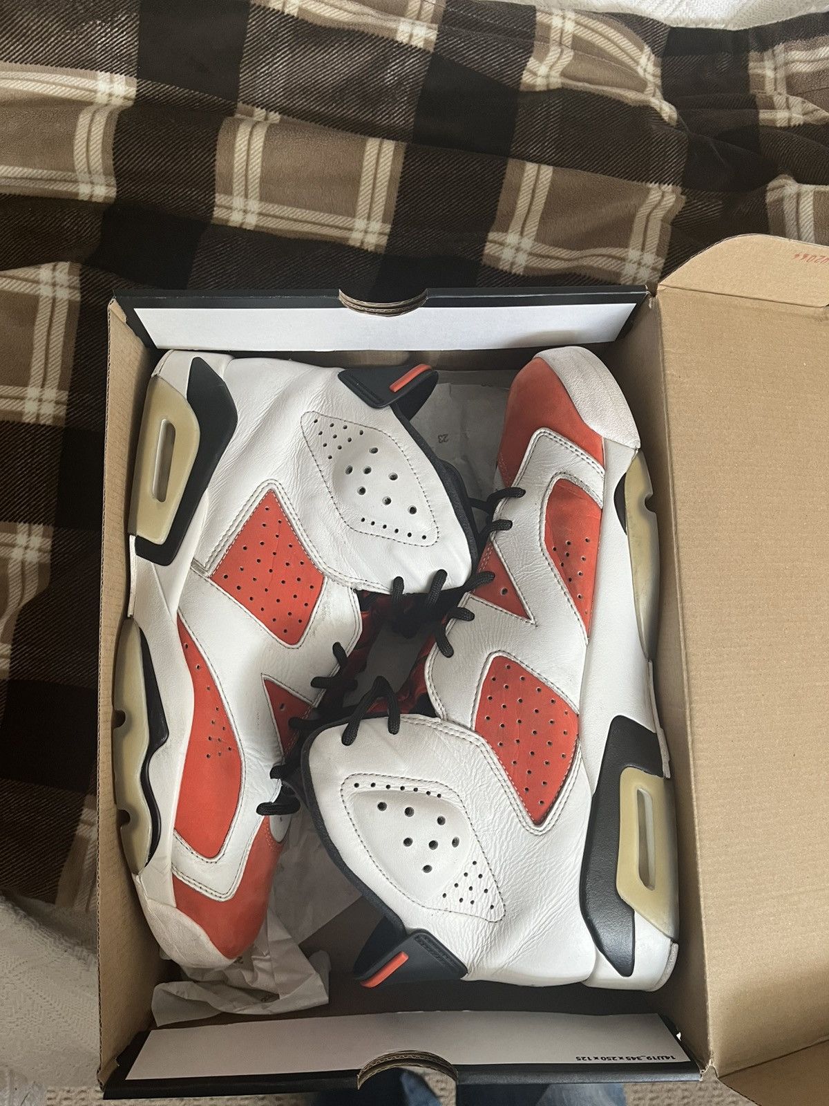 Jordan Brand Jordan 6 “Orange Gatorade” Size US 12 / EU 45 - 2 Thumbnail