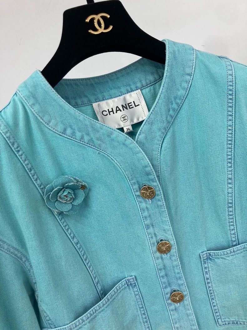 Chanel Chanel 21 Spring and Summer Blue Camellia Denim Jacket Size XS / US 0-2 / IT 36-38 - 3 Thumbnail