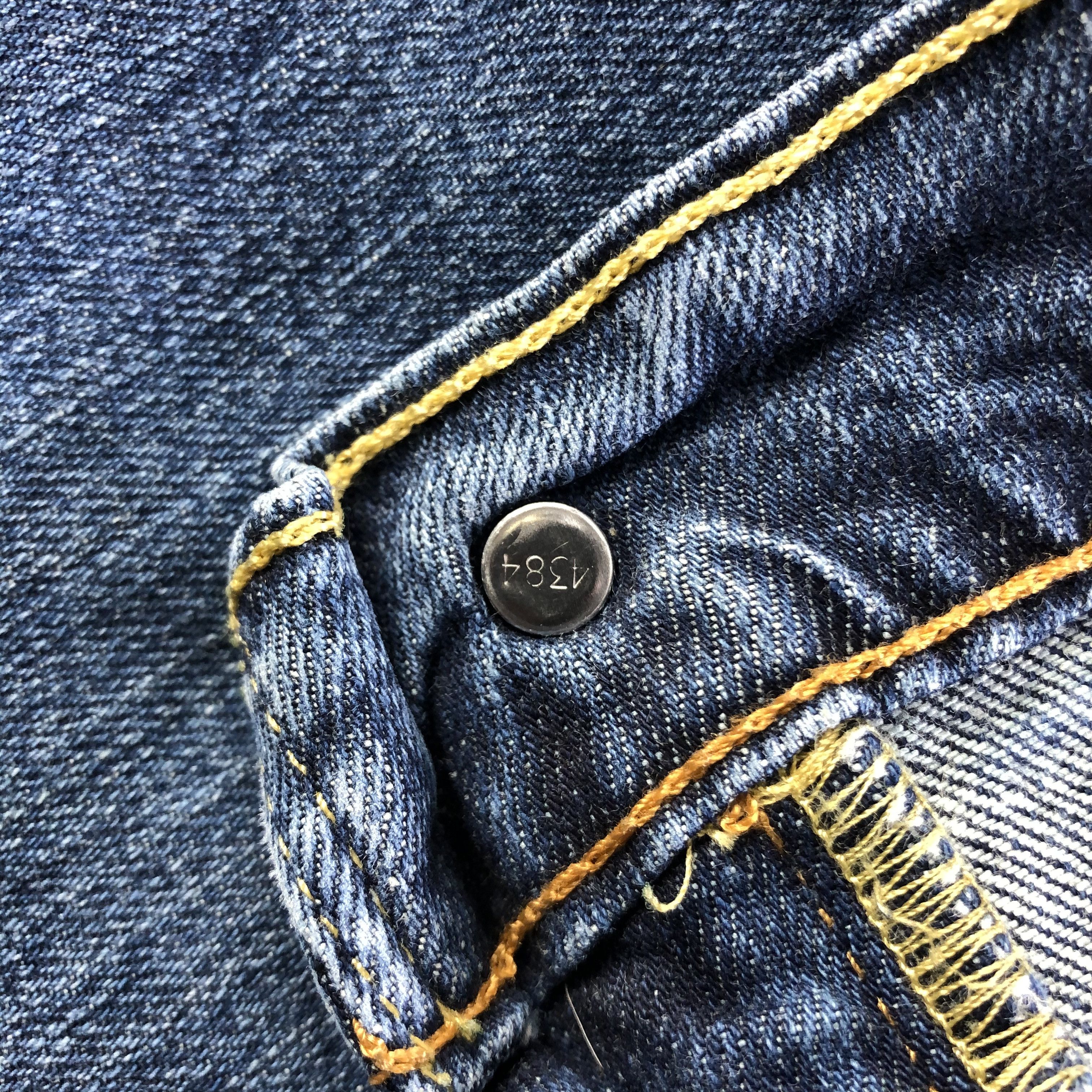Levi's Vintage Blue Wash Levis 505 Jeans-J4297 Size US 41 - 11 Thumbnail