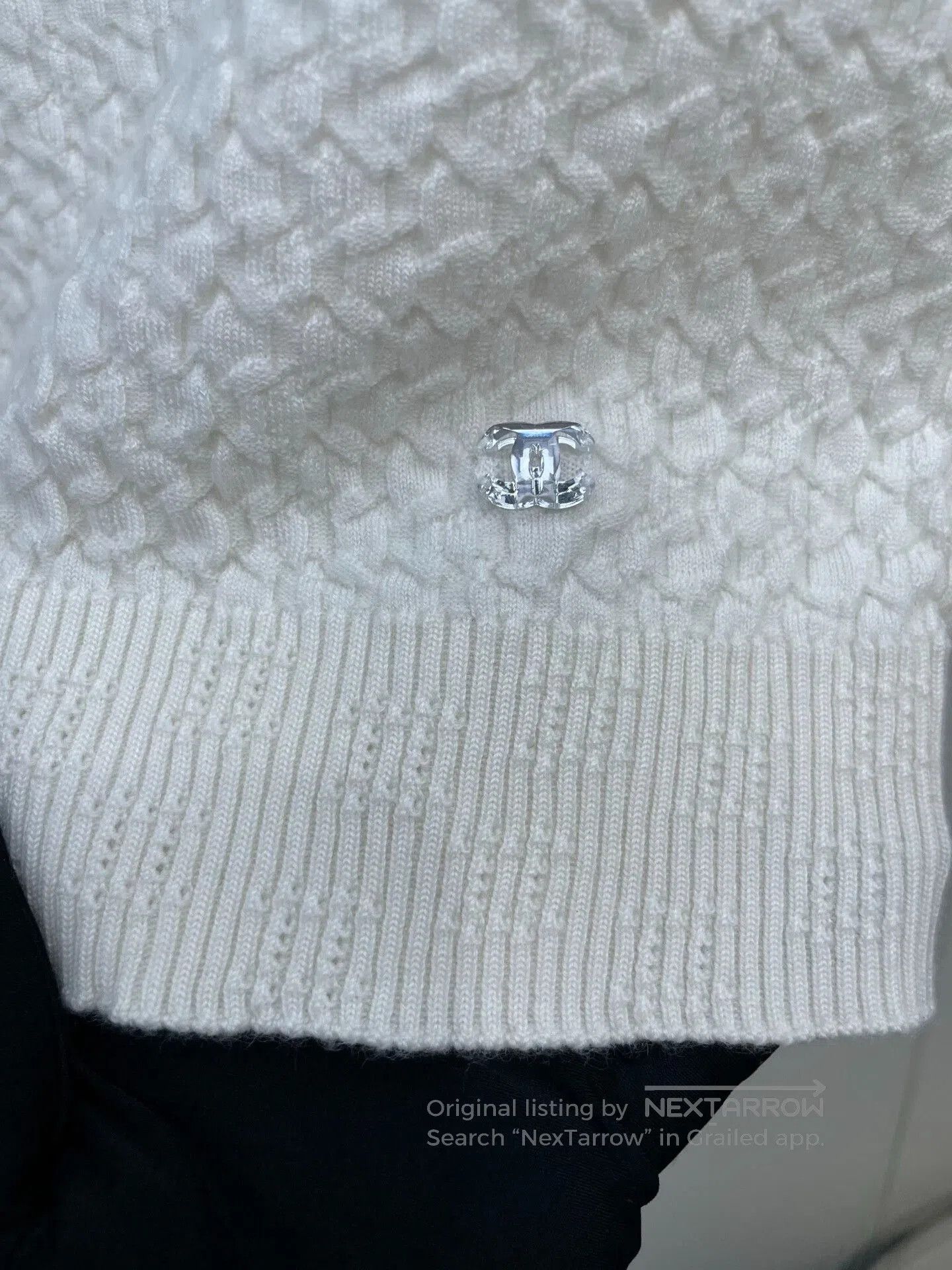 Chanel Chanel Embossed Cashmere Knit Vest. Size XXS / US 00 / IT 34 - 4 Thumbnail