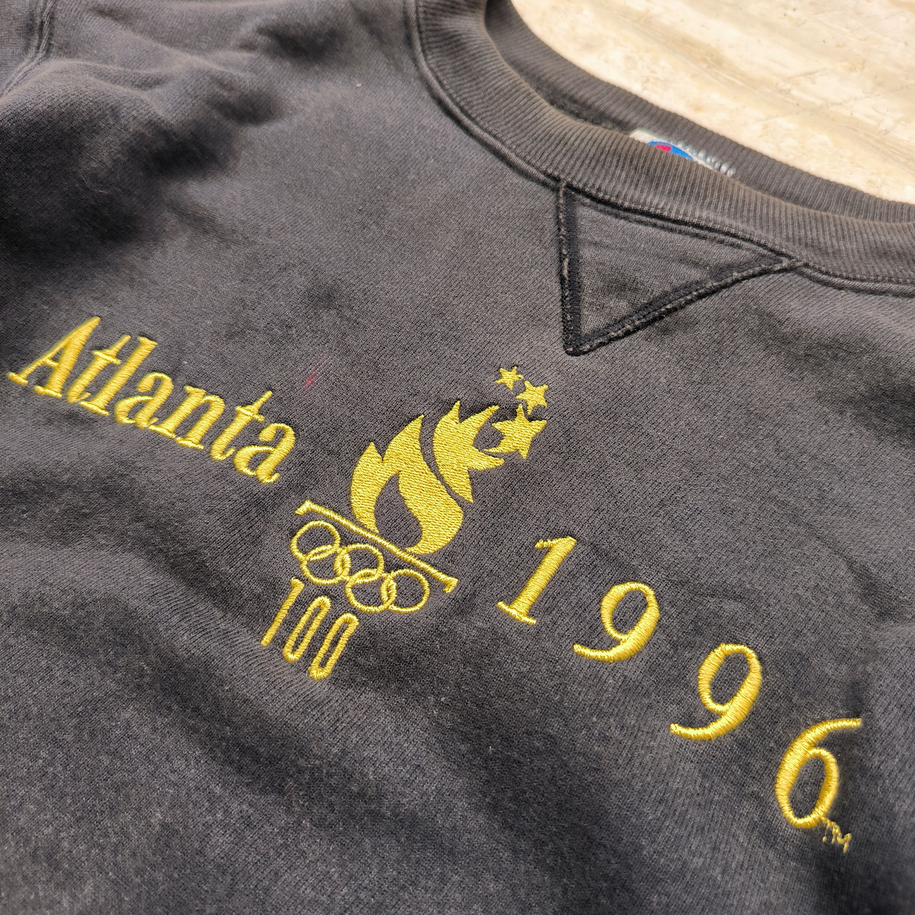 Champion Vintage 1990s Champion Atlanta 1996 Size US M / EU 48-50 / 2 - 2 Thumbnail