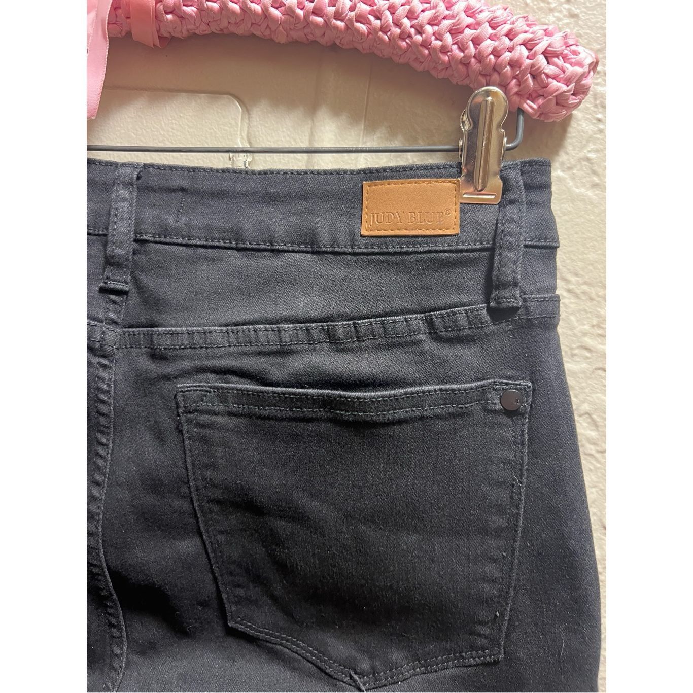 Other Judy Blue Black Capri Fit Jeans Woman’s Size 31 Size 31" - 11 Thumbnail