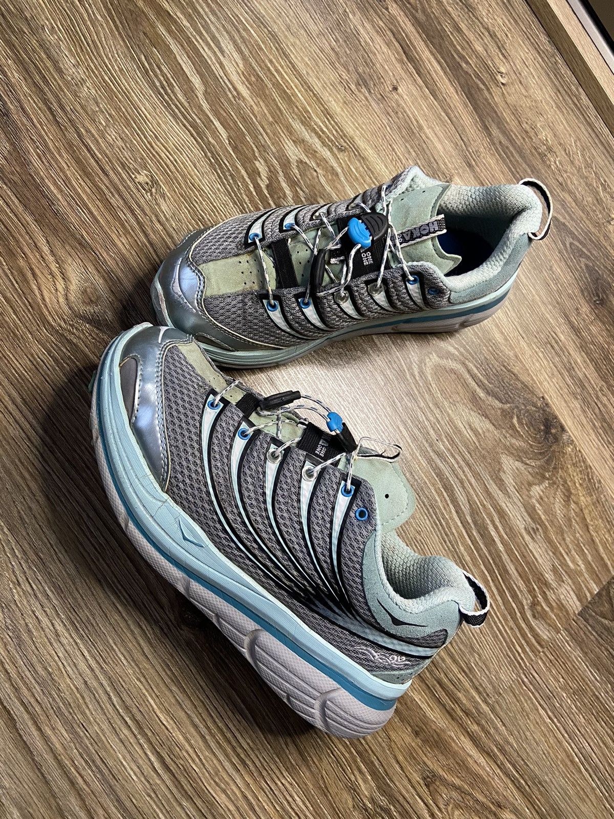 hoka one trail shoes