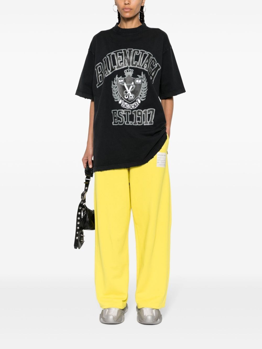 Balenciaga o1srvl11e0825 555 / DIY College T-Shirt Medium Fit in Black Size S / US 4 / IT 40 - 3 Thumbnail
