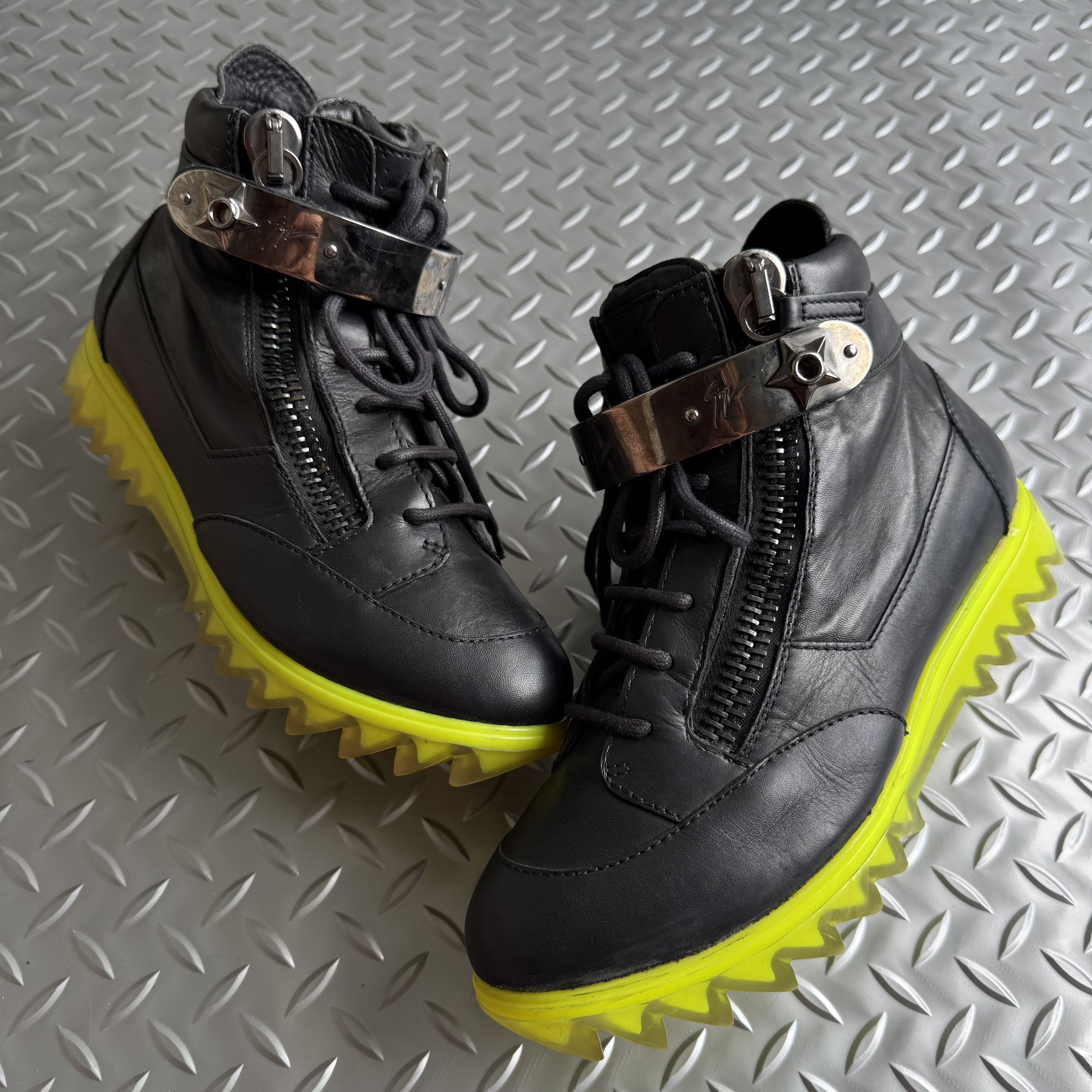 Giuseppe Zanotti GIUSEPPE ZANOTTI Archive High-Top Sneakers Size US 6 / EU 39 - 1 Thumbnail