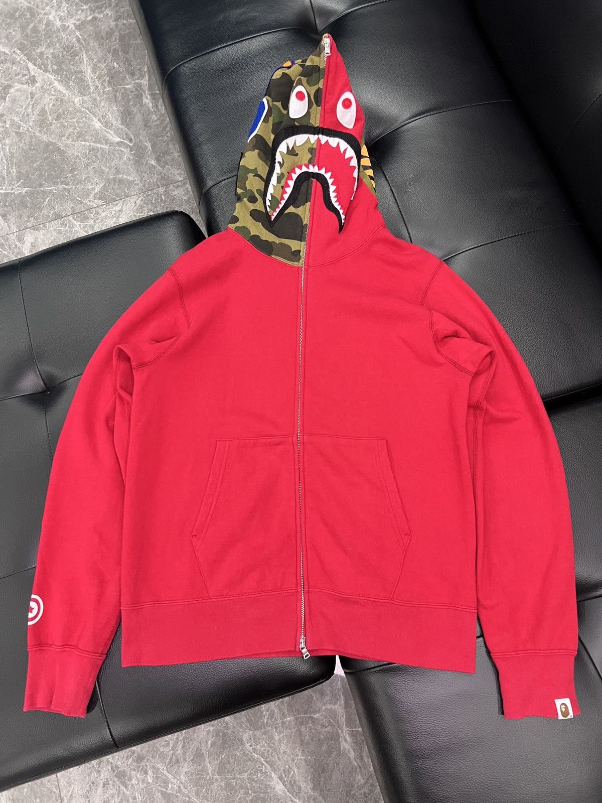 Bape A Bathing Ape Shark Camo Full Zip Hoodie Size US L / EU 52-54 / 3 - 2 Thumbnail
