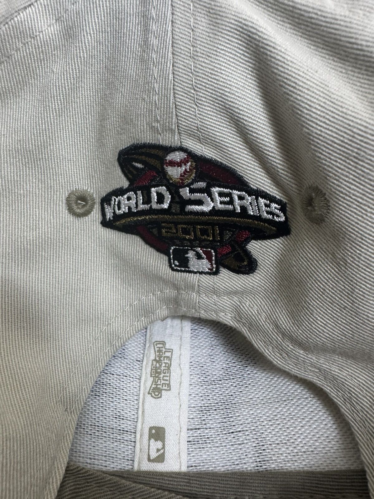 New Era Vintage New York Yankees World Series 2000 Champions Hat Size ONE SIZE - 8 Thumbnail