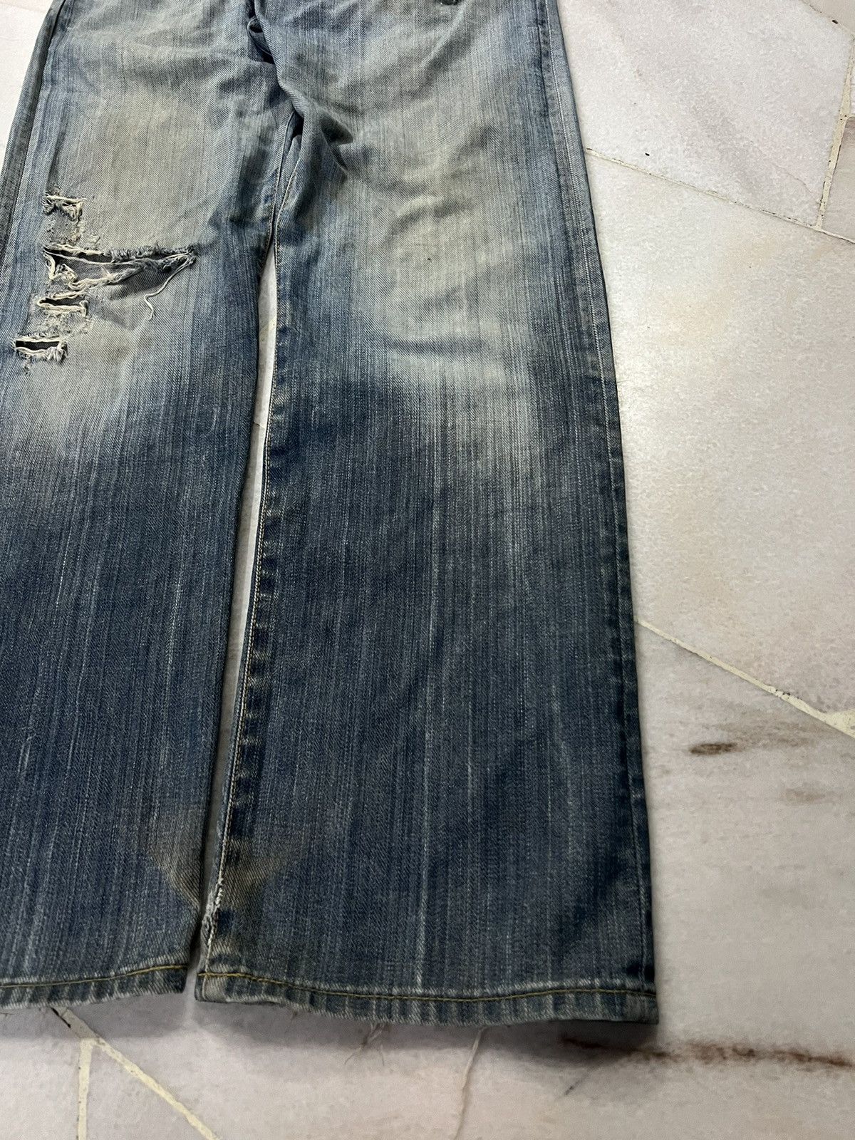 Edwin × If Six Was Nine × Le Grande Bleu (L.G.B.) VINTAGE EDWIN 504 R MUD WASH DISTRESS JEANS Size US 30 / EU 46 - 4 Thumbnail