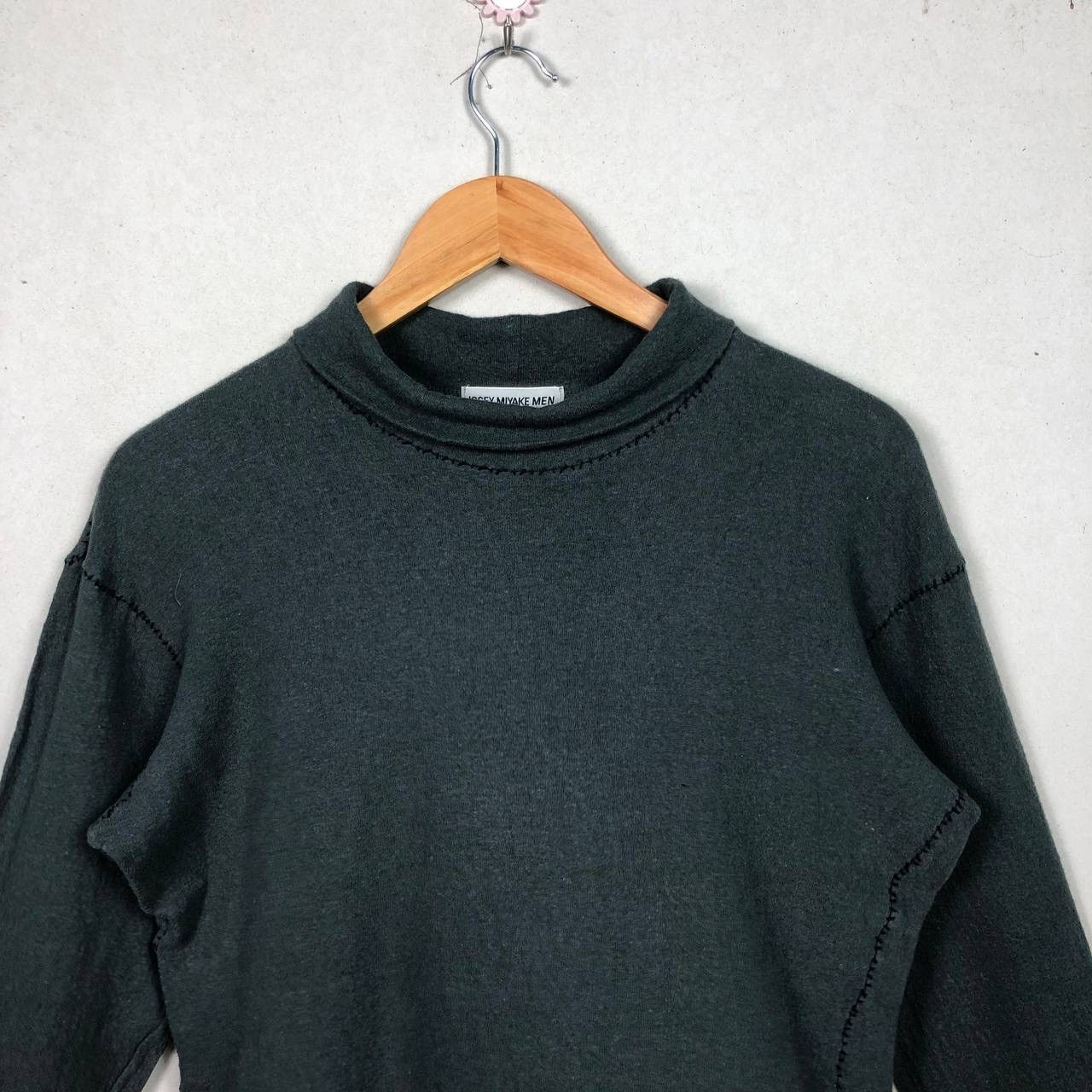 Issey Miyake Vintage Issey Miyake Men Tshirt Turtleneck Size US M / EU 48-50 / 2 - 3 Thumbnail