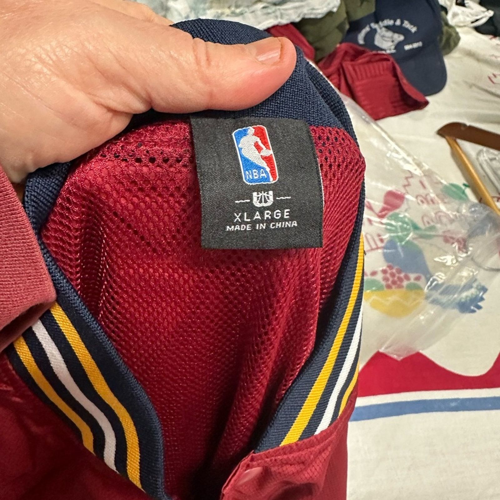 NBA NBA Cleveland Cavaliers Stadium Jacket Size US XL / EU 56 / 4 - 3 Thumbnail