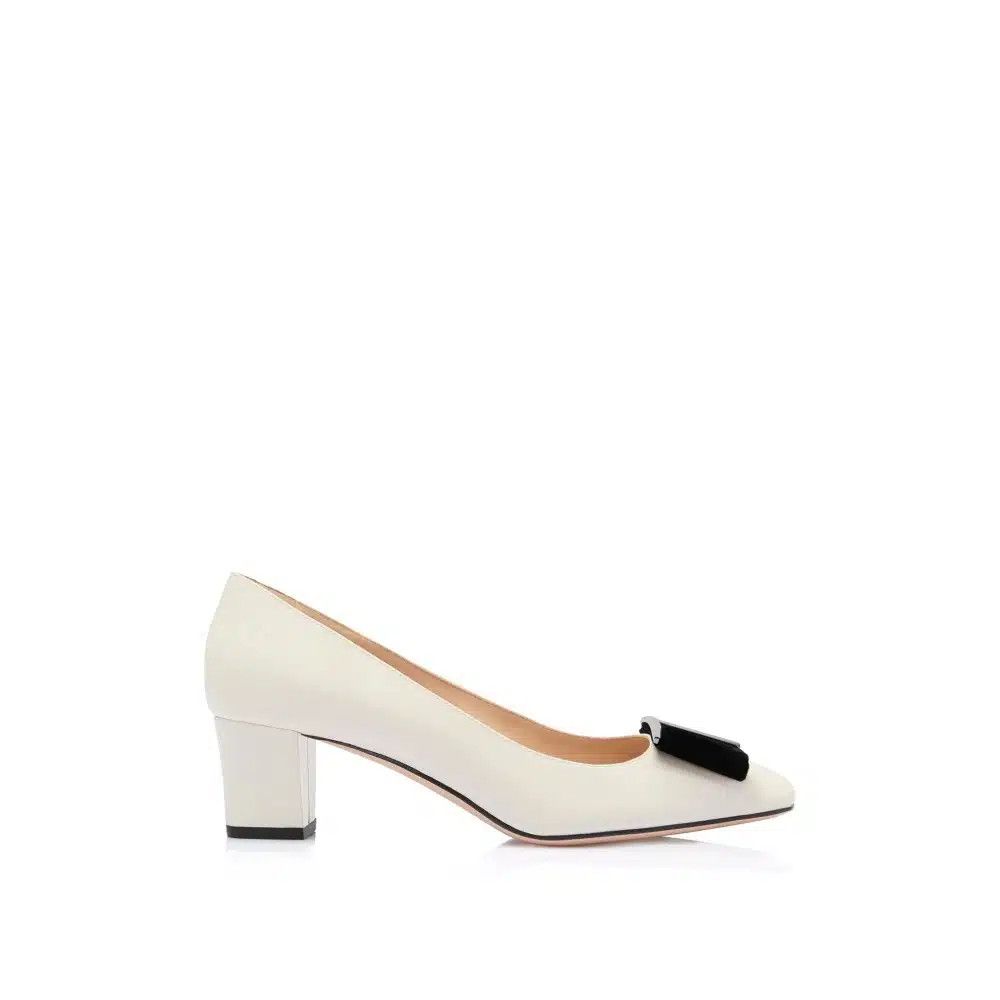 Tom Ford o1loc1c0925 W3615 Audrey 55 Pumps in Milk / Black Size US 10 / IT 40 - 1 Thumbnail