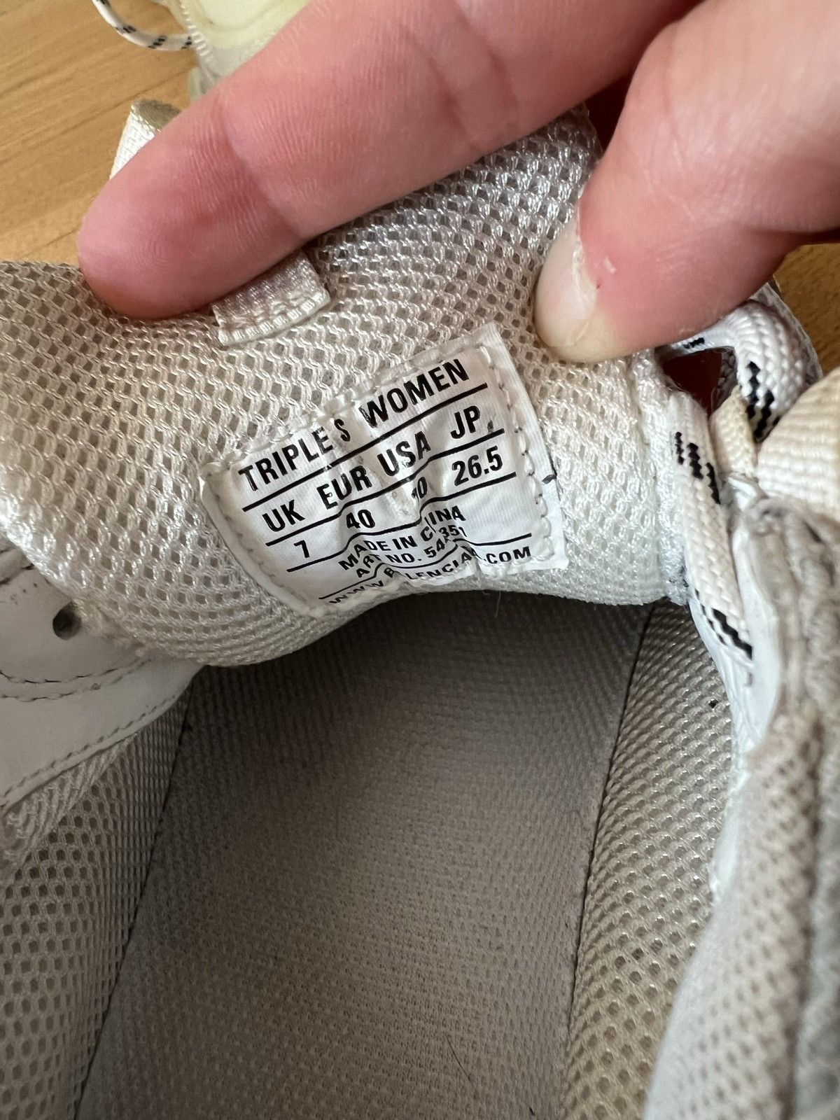 Balenciaga Balenciaga Triple S Size US 7 / EU 40 - 10 Thumbnail