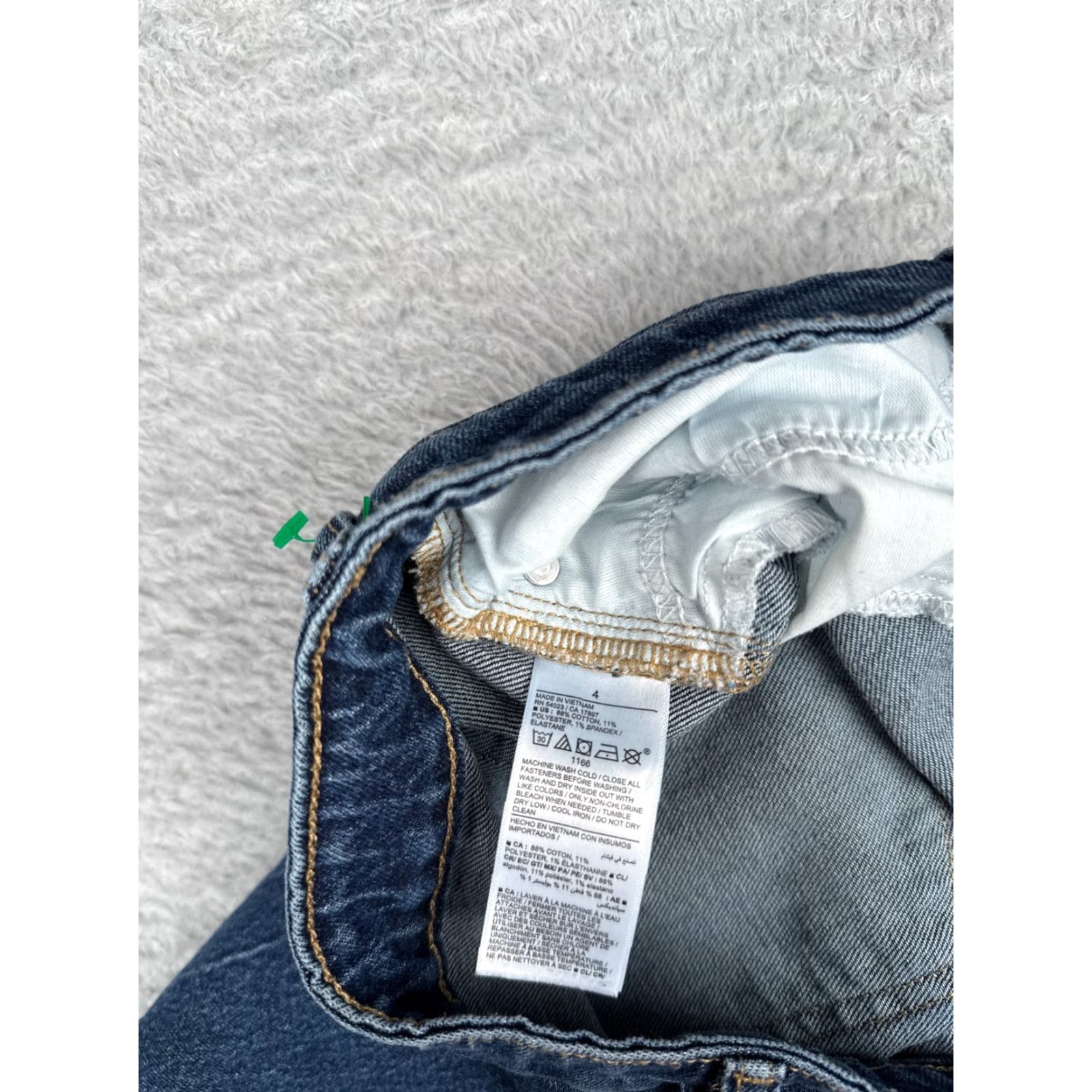 Old Navy Old Navy Jeans Women 4 Blue OG Straight High Rise Secret Smooth Pocket 28x26 Size 27" / US 4 / IT 40 - 7 Thumbnail