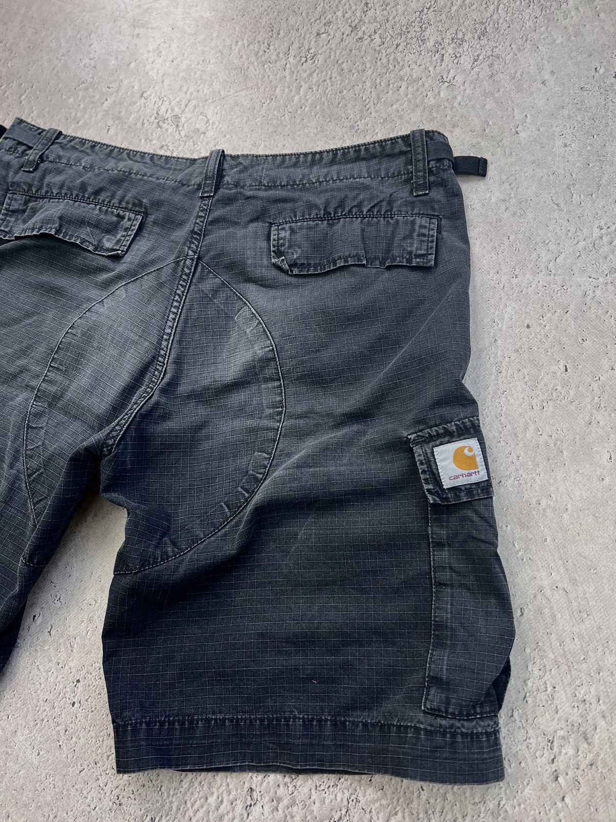 Carhartt Y2K washed cargo regular Carhartt black wash pants shorts Size US 33 - 7 Thumbnail