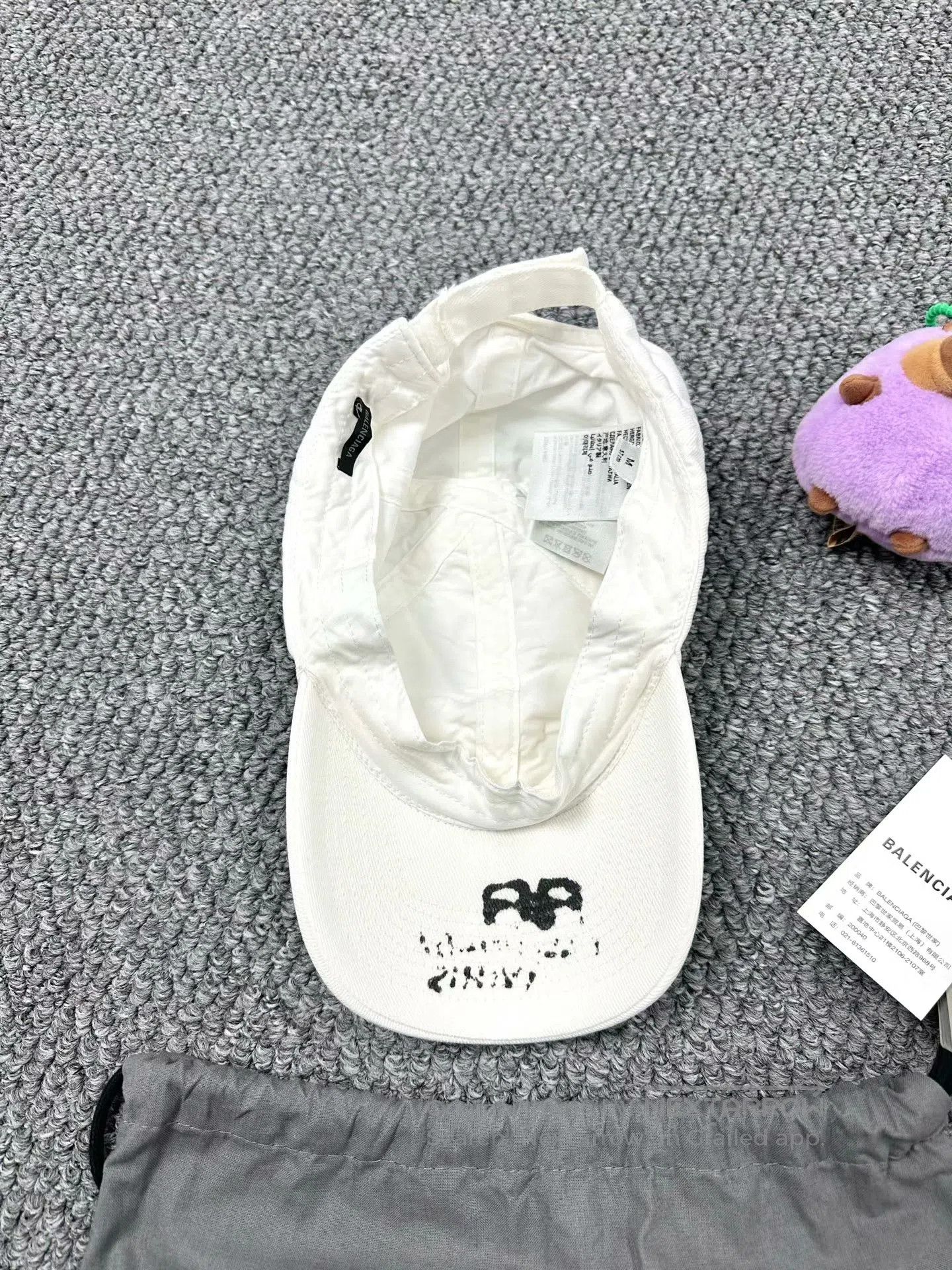 Balenciaga Balenciaga size M White Splatter Letter Logo Baseball Cap| Size ONE SIZE - 3 Thumbnail
