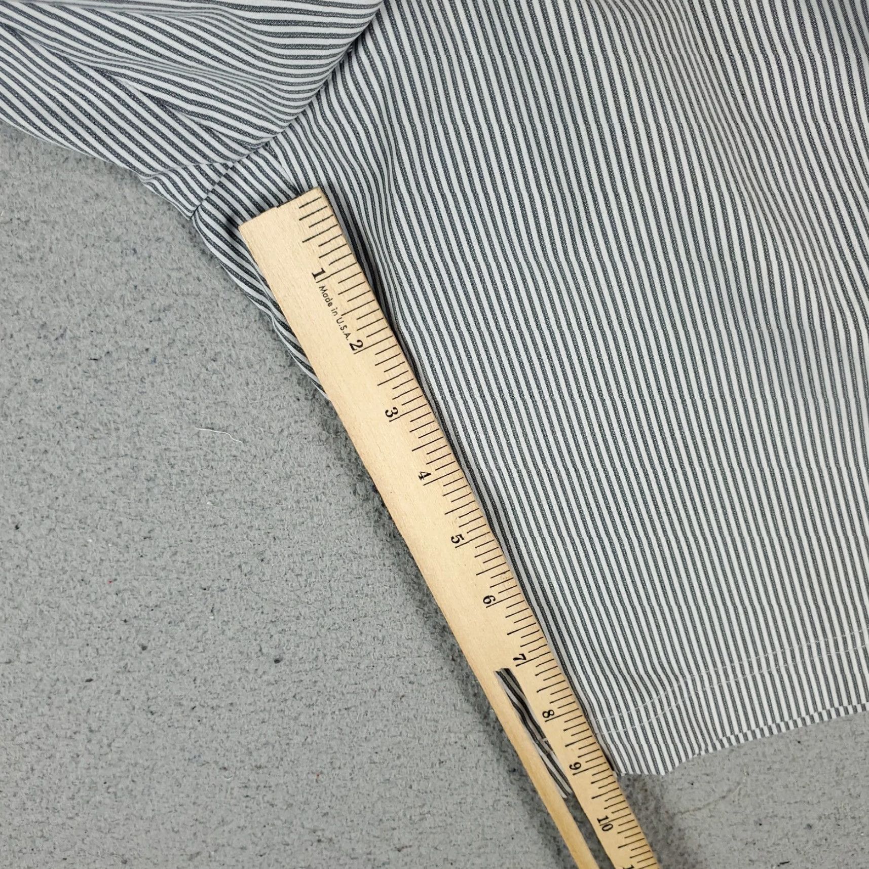 Vintage Pebble Beach Chino Shorts Flat Front Striped Polyester Blend Belt Loops Regular 38 Gray Damaged Mens Size US 38 / EU 54 - 4 Thumbnail