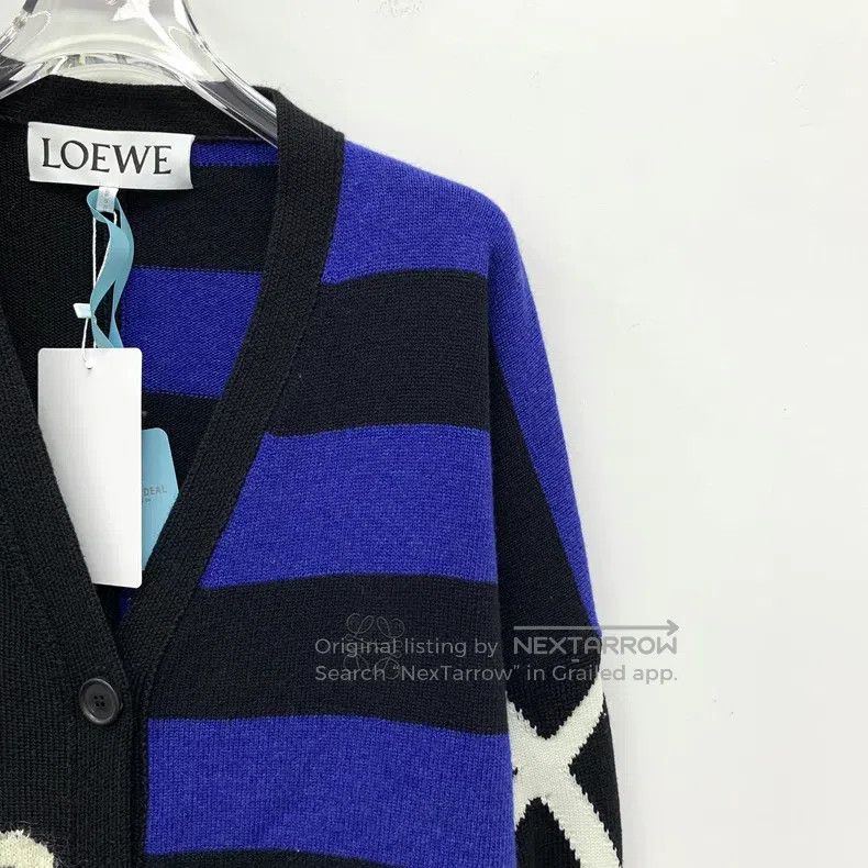 Loewe Loewe Black striped logo embroidered wool V-neck single-br Size XS / US 0-2 / IT 36-38 - 3 Thumbnail