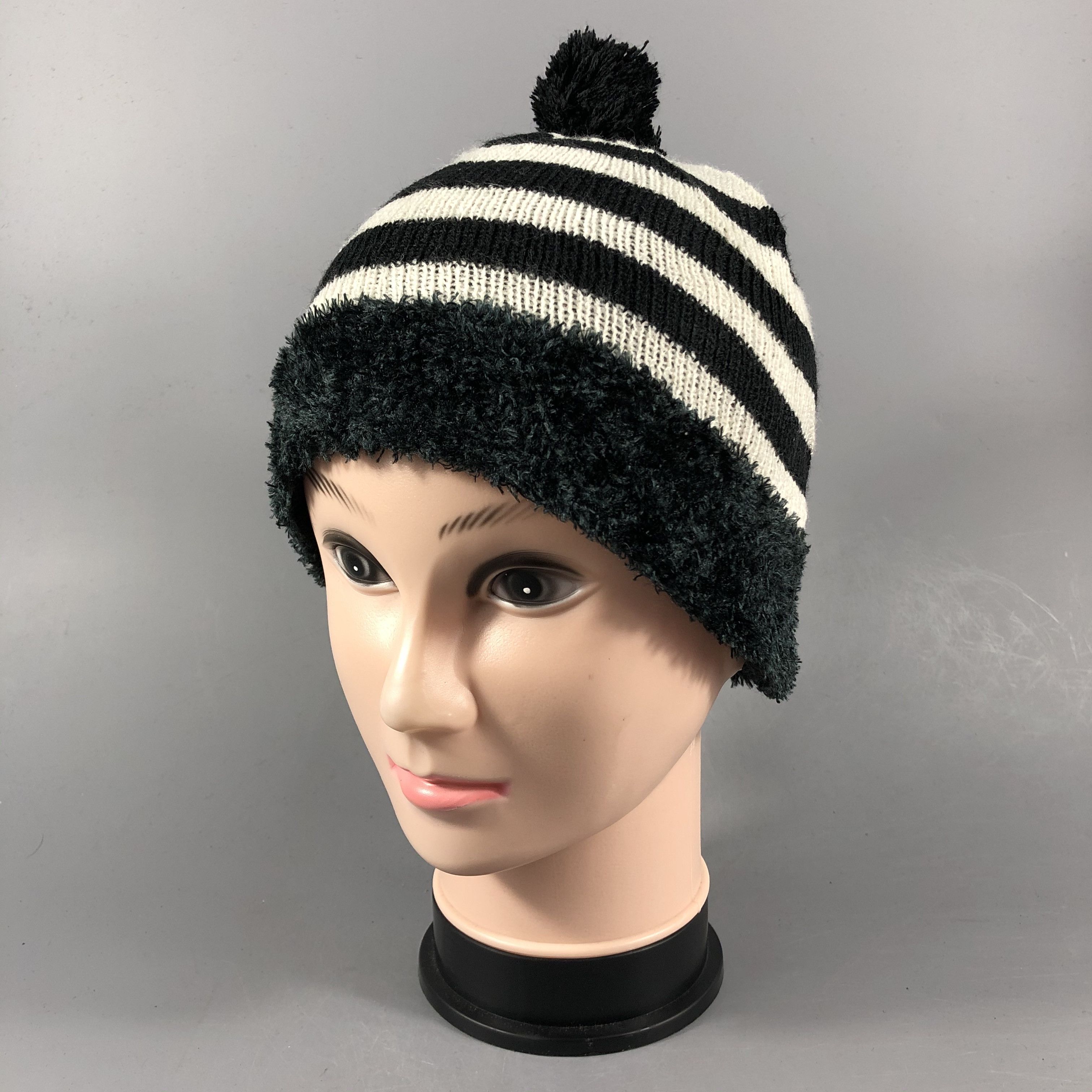 Japanese Brand Striped Snow Cap Beanie Hats Crochet Hats Knit Size ONE SIZE - 2 Thumbnail