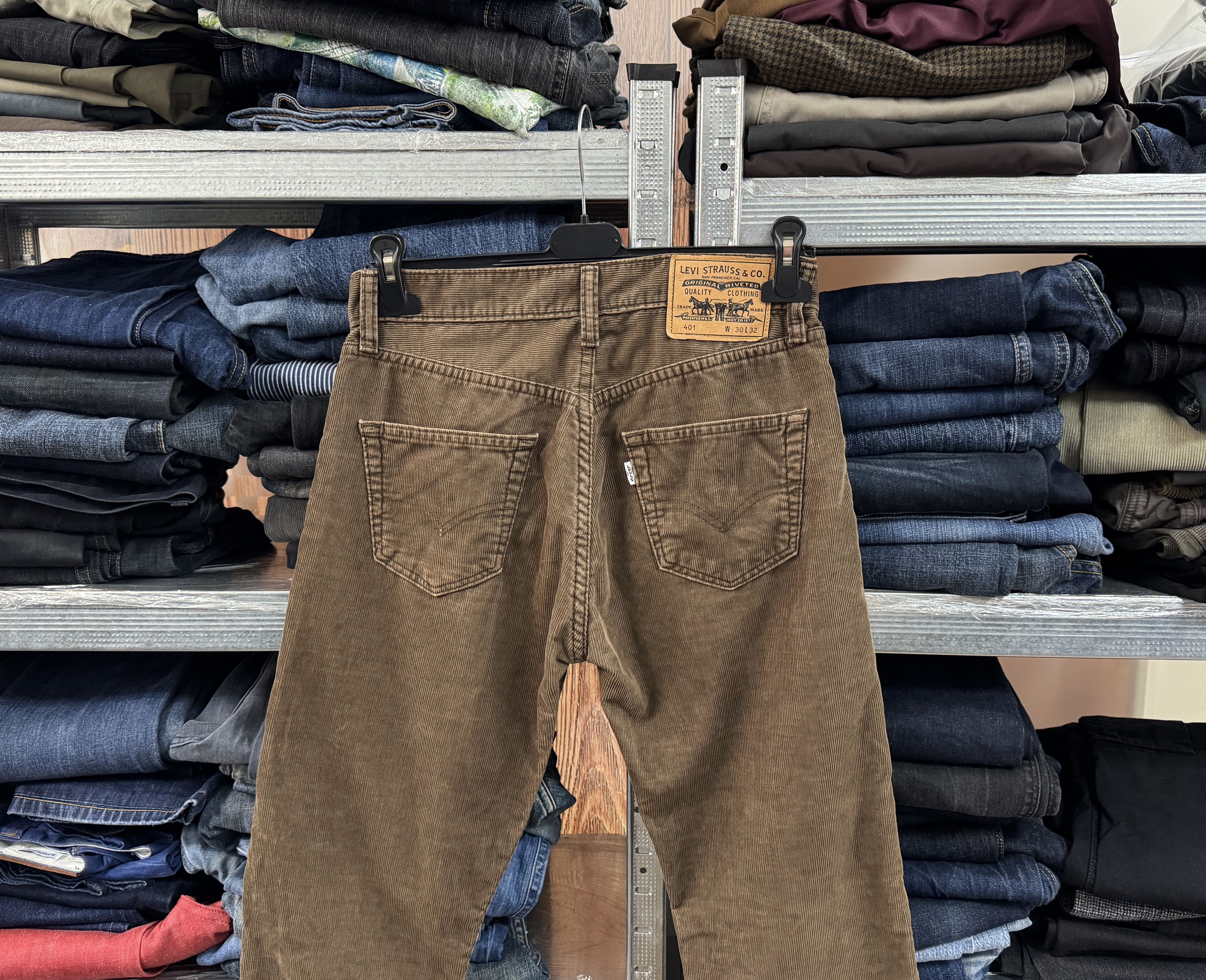 Levi's Levis 401 Vintage Velvet Corduroy Pant W30 L32 Size US 30 / EU 46 - 3 Thumbnail