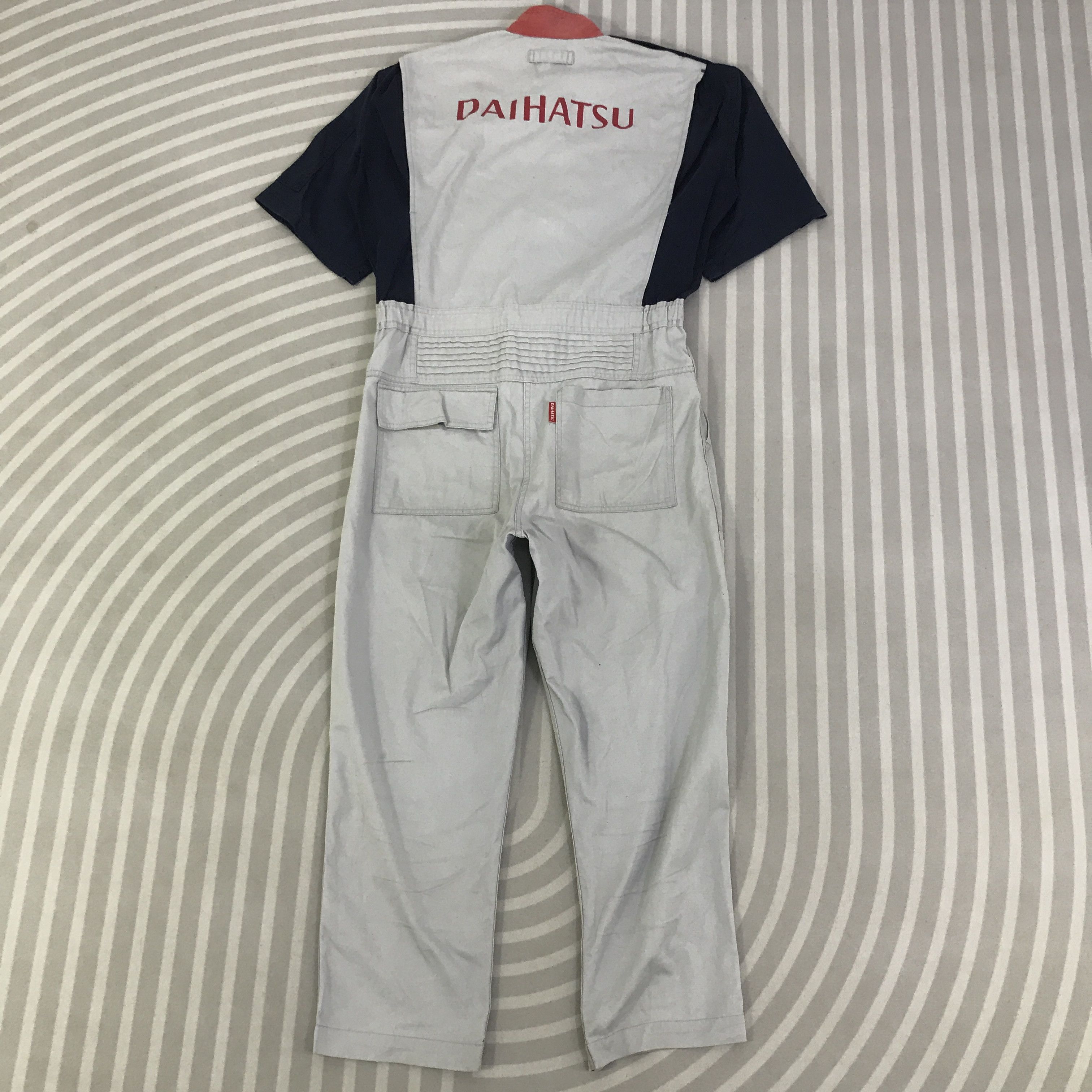 Japanese Brand Vintage Daihatsu Japan Coverall Jacket K122B13 Size US L / EU 52-54 / 3 - 1 Thumbnail