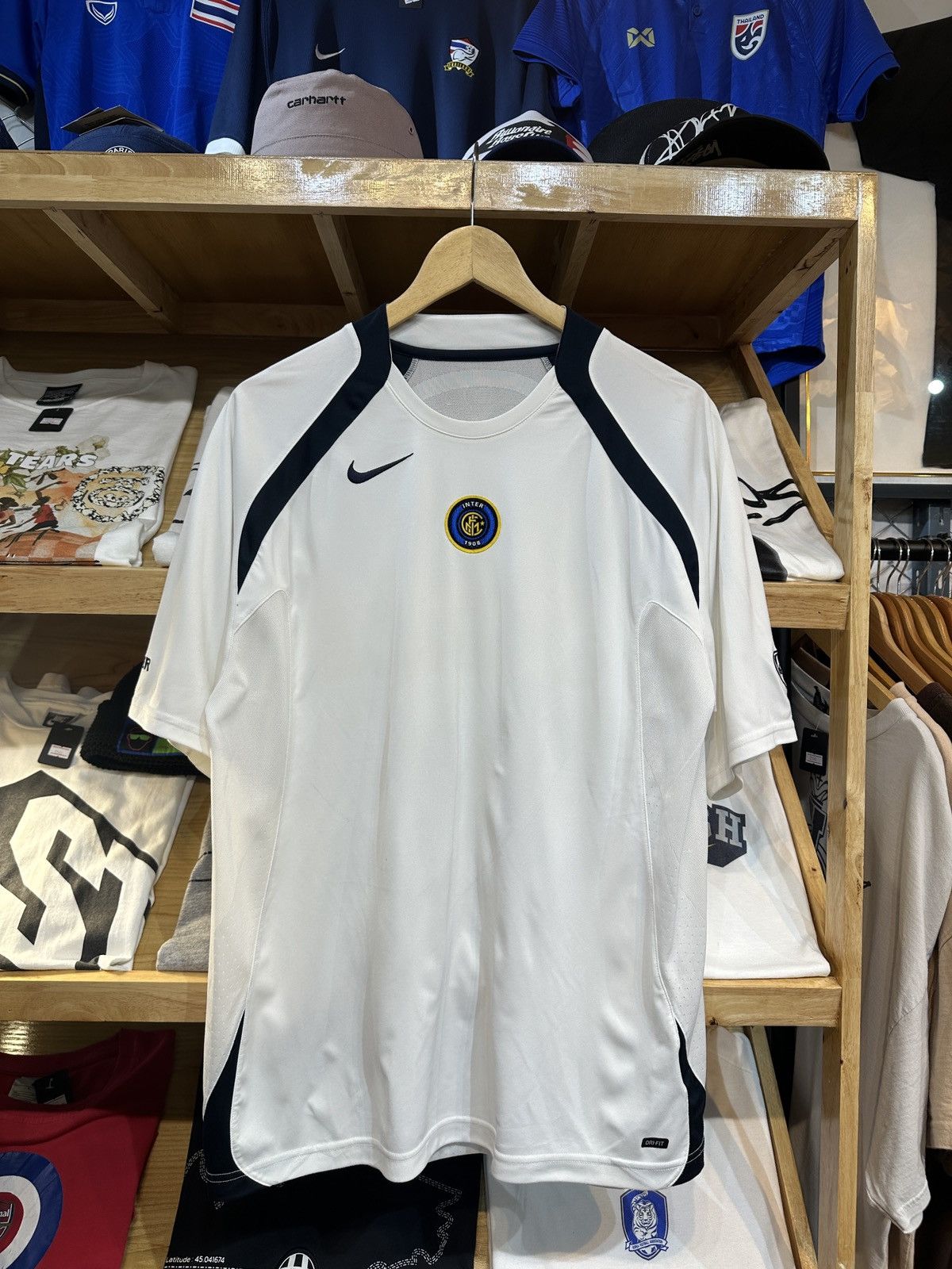 Nike Vintage Inter Milan 2005-06 Nike Total Training Jersey Size US L / EU 52-54 / 3 - 1 Thumbnail
