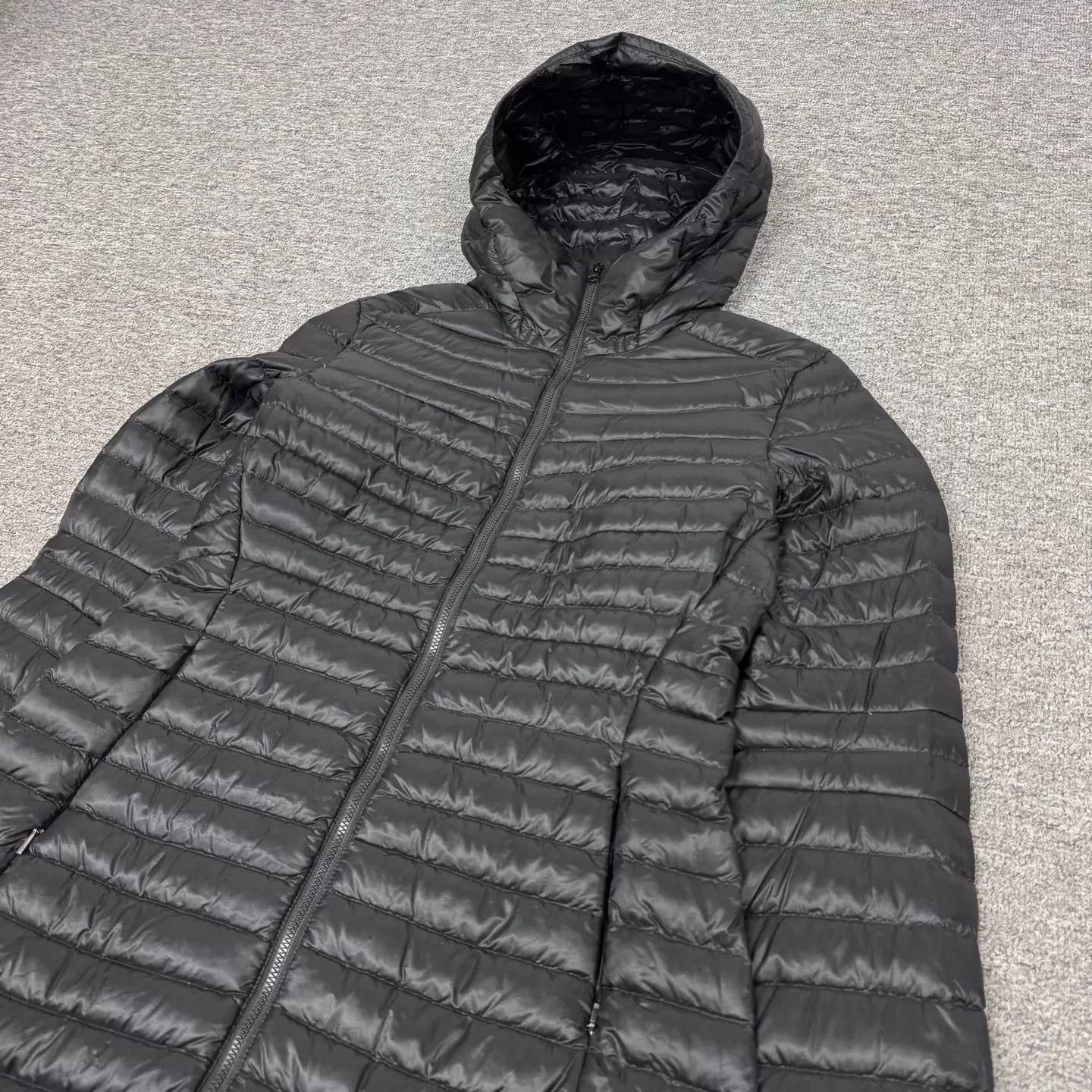 Arc'teryx Arcteryx Nuri Black Mid-Length Hooded Light Down Jacket M Size M / US 6-8 / IT 42-44 - 4 Thumbnail